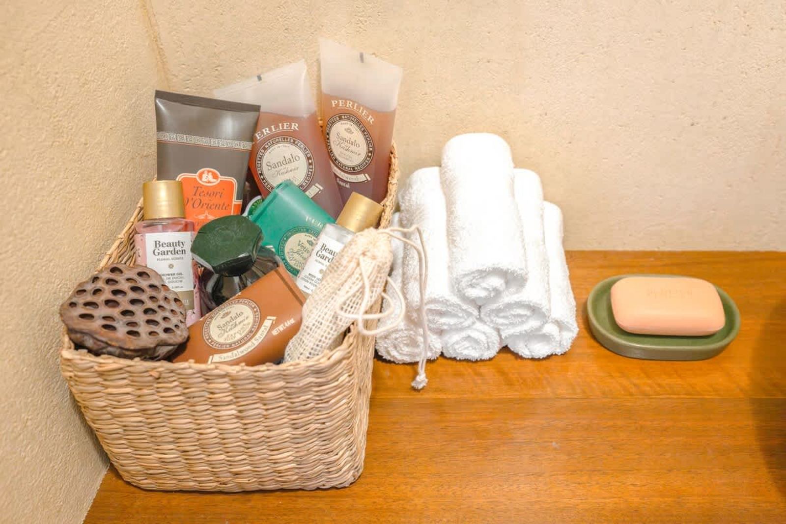 TERRA Design /Award-Winning Apartment/ - Photo 44