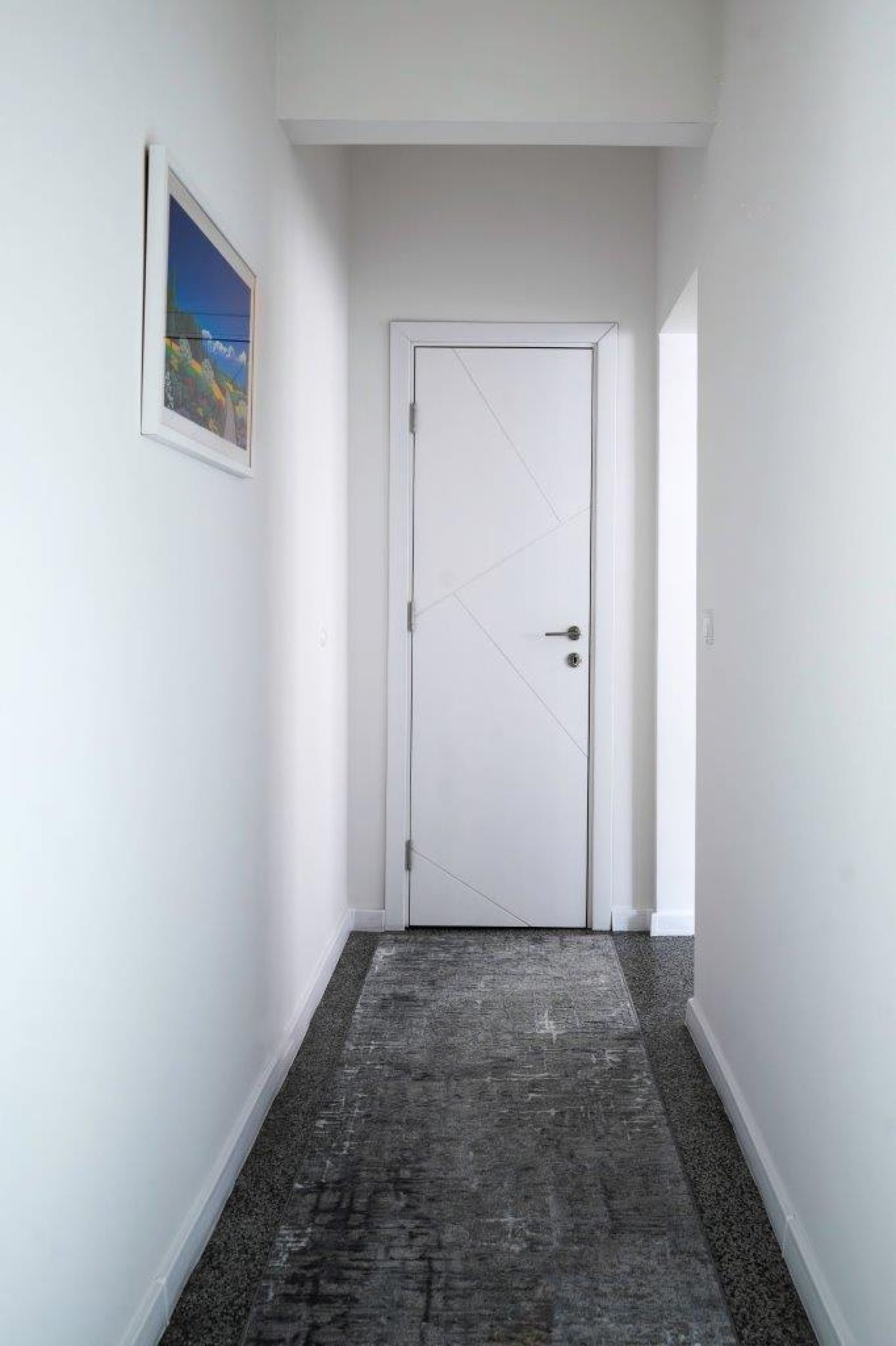 Luminous Central Retreat Spacious 2BD Apartment - Photo 38