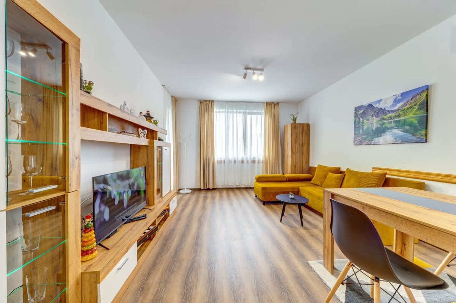 Villa Kometa  – 1BD Apt with Balcony &amp; Forest View - Photo 10