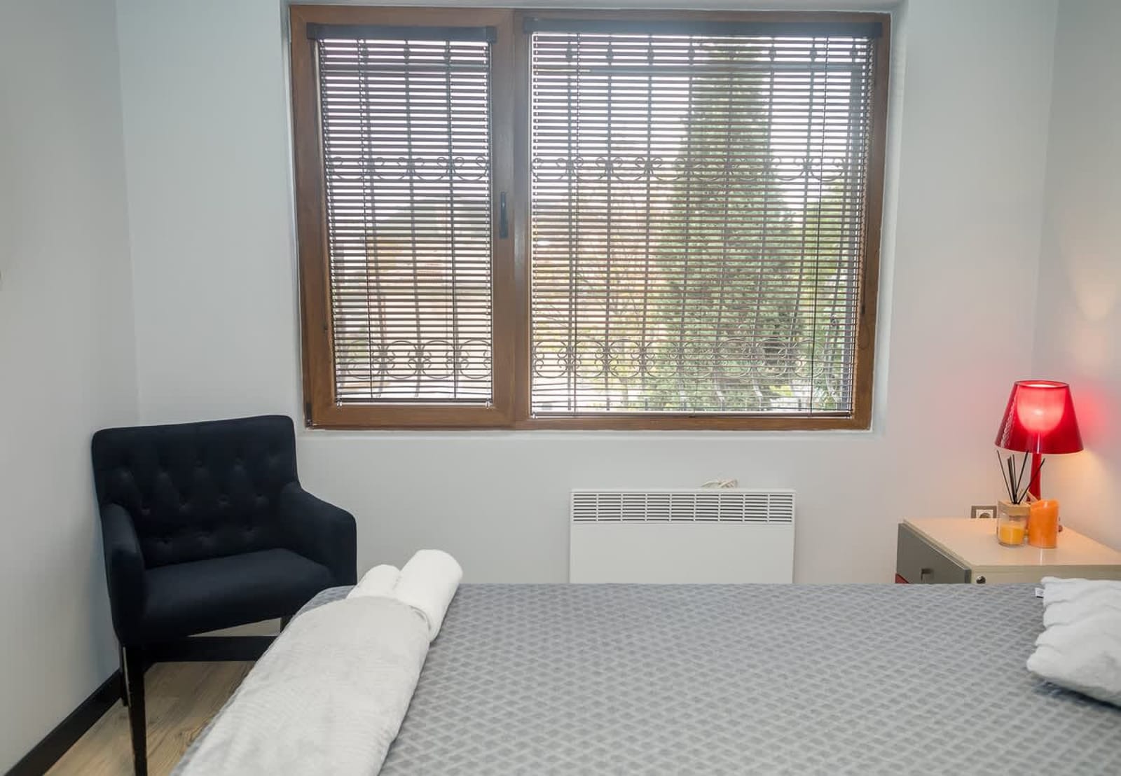 Cozy Flat with Two Bedrooms in Central Varna - Photo 16