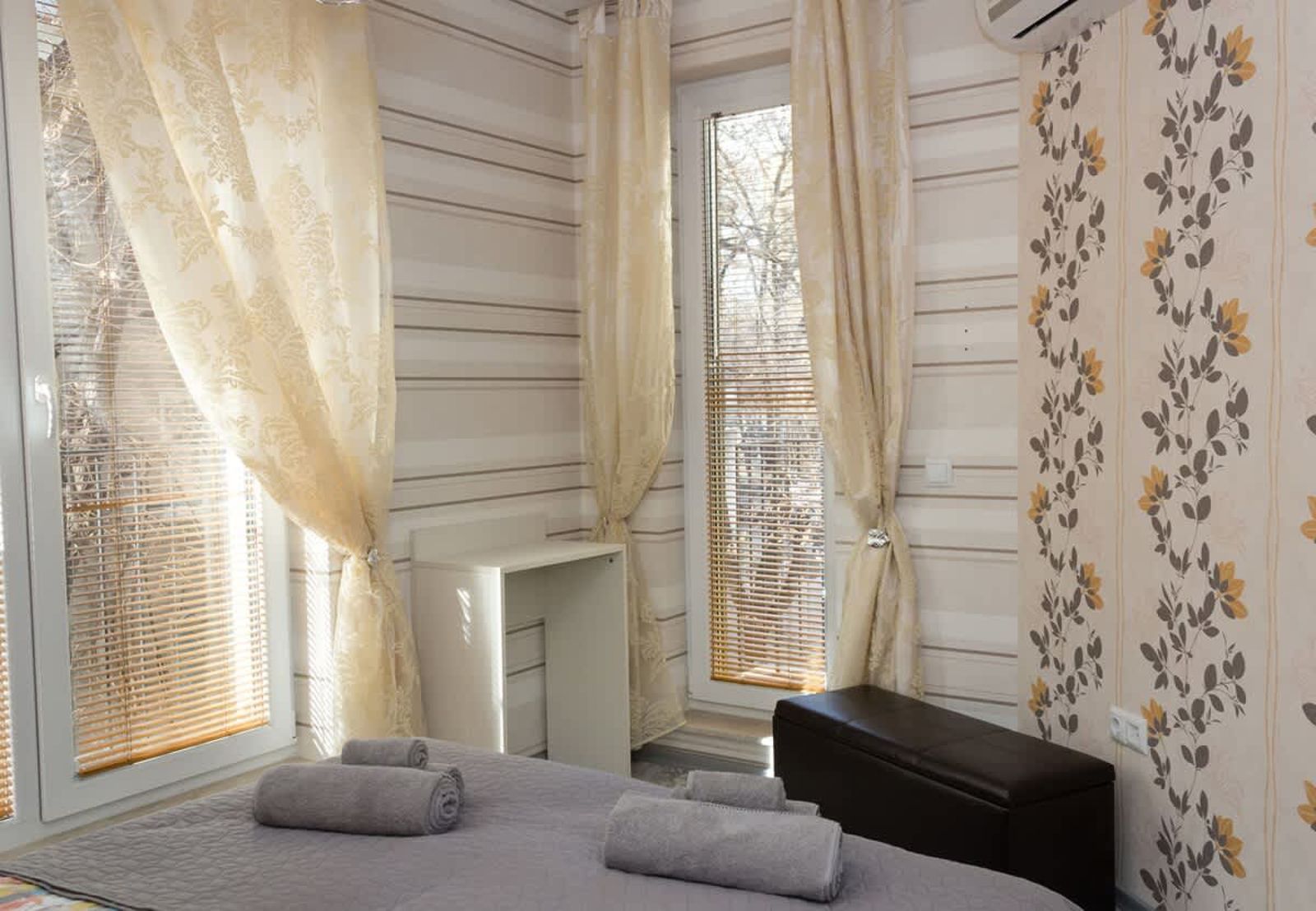 | PasteL | One-Bedroom Apartment with Balcony - Photo 14