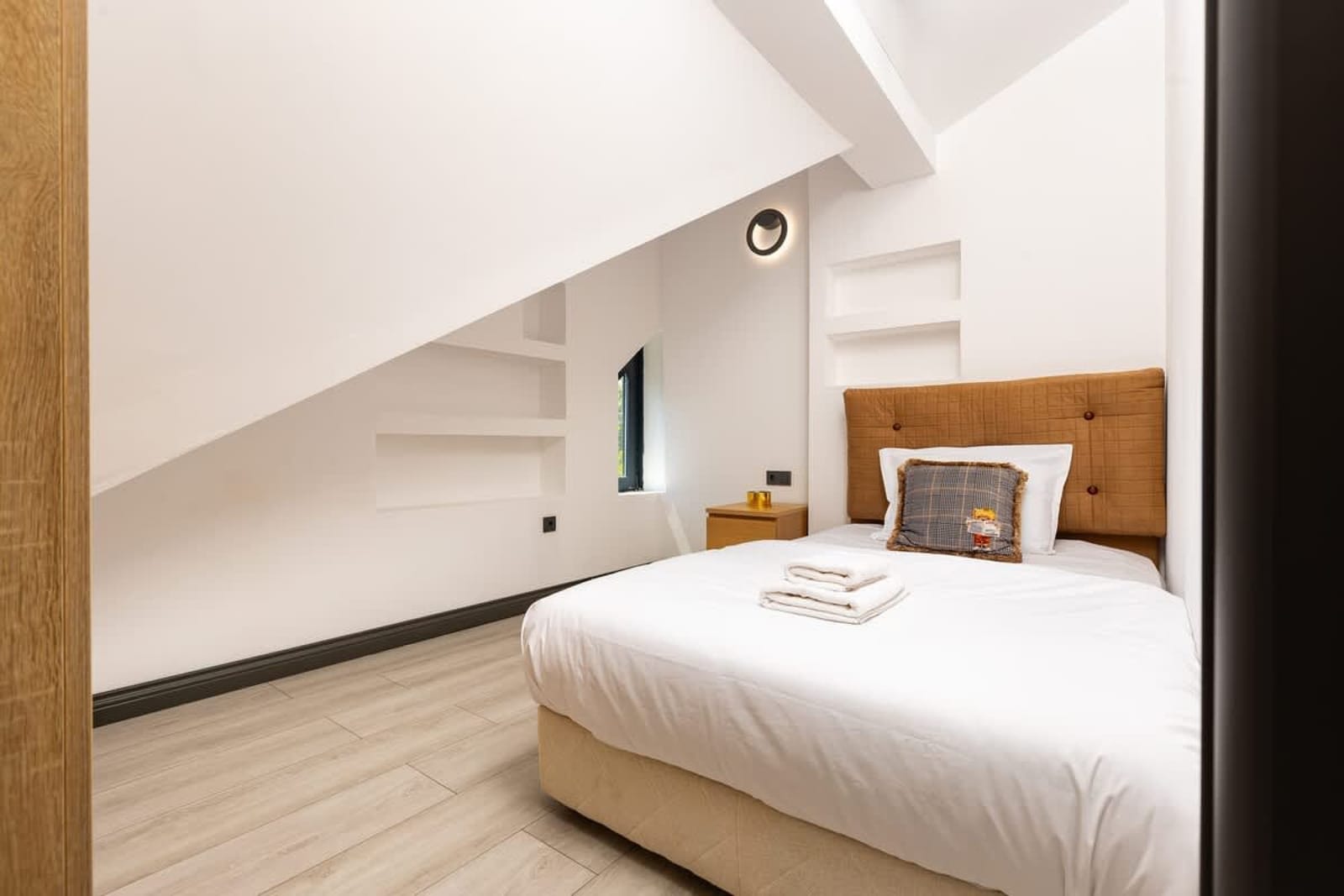 Central Apartments with Garden view - Apt No. 7 - Photo 5