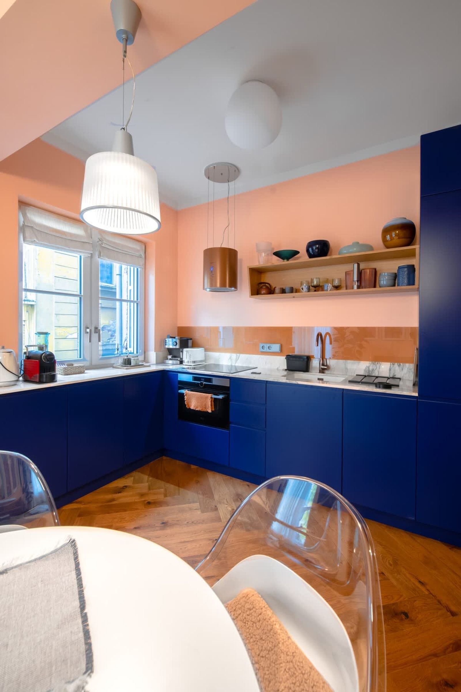 Sofia Spectrum: Vibrant Design Oasis - 1BD Charm - Photo 10