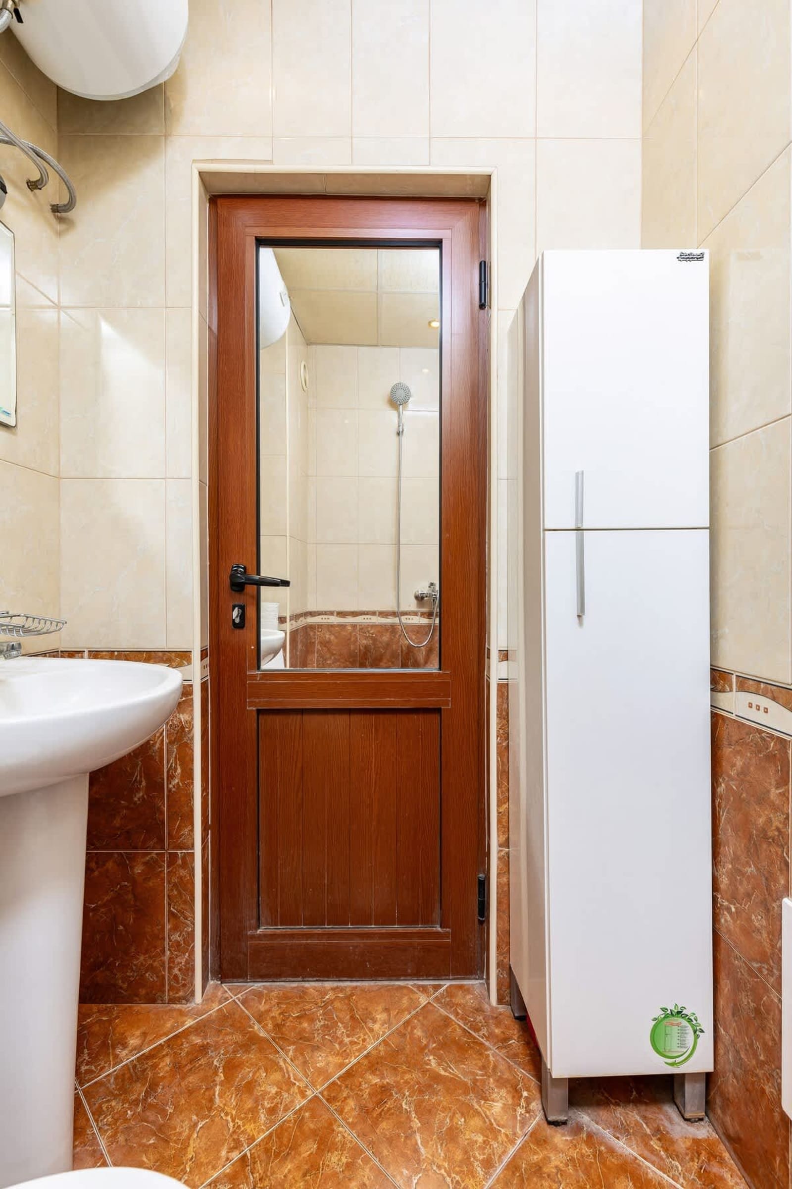 Comfort Corner - 1BD with Balcony - Photo 17