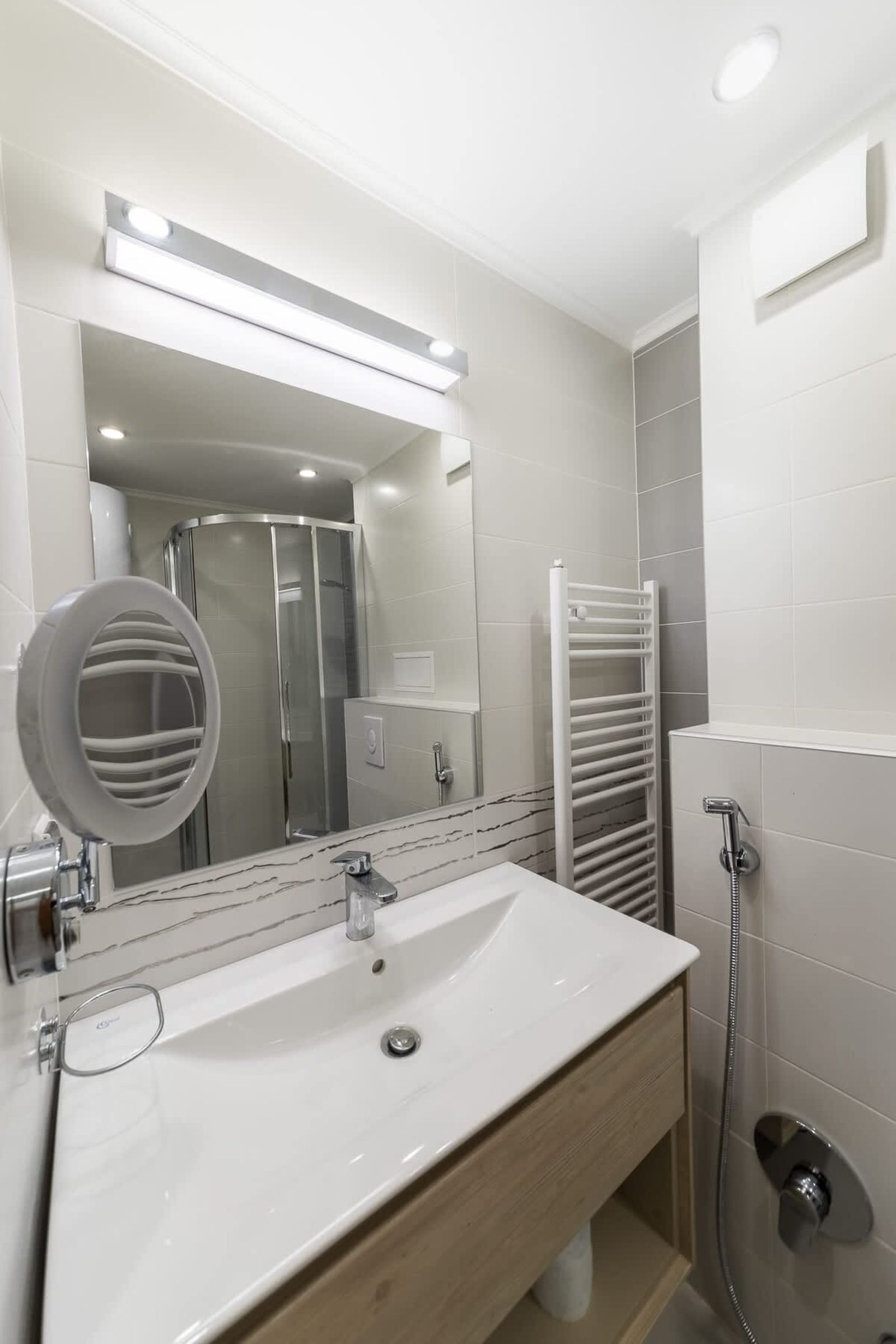 Signature Suite - 1 Bedroom - Photo 12