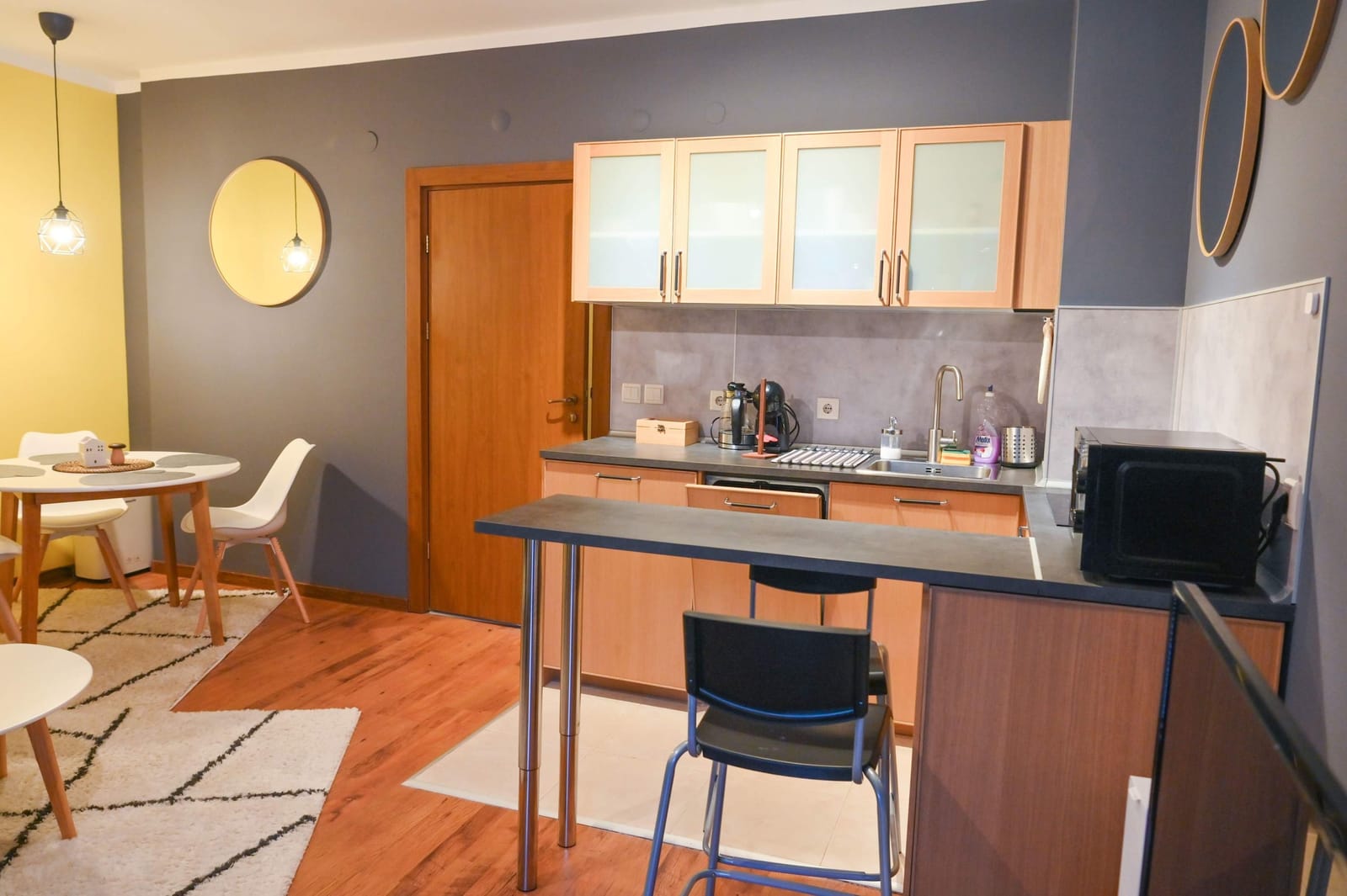 Gondola Retreat Bansko - Cozy 1BR Near the Lift - Photo 3