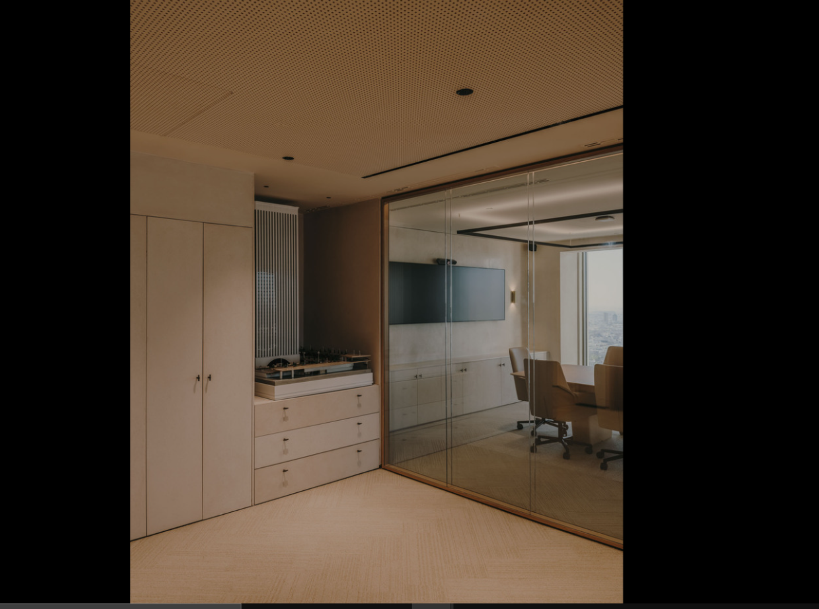 Torre Picasso Offices - Photo 18