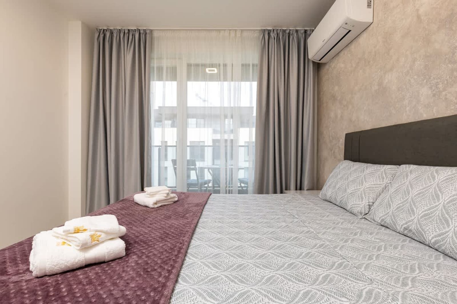 Casa Moderna  Stylish 1BD in South Plovdiv - Photo 24