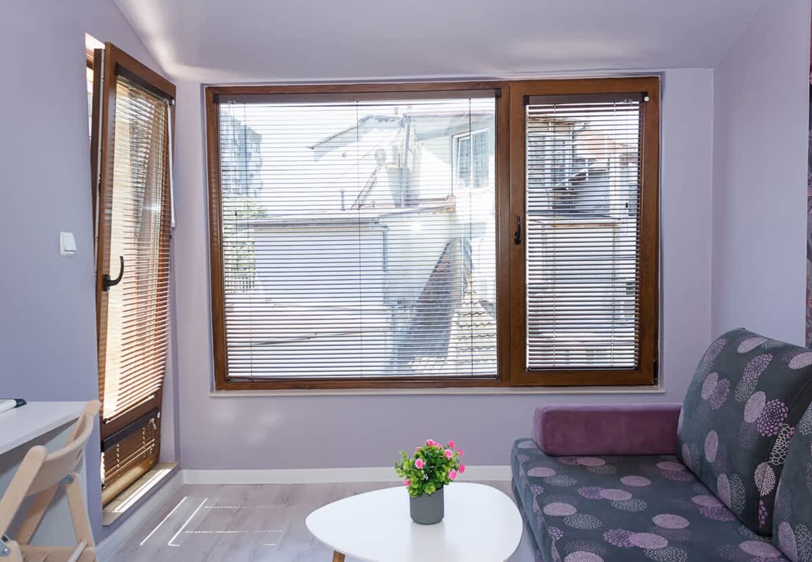 The Purplish Apartment Varna Center - Photo 29