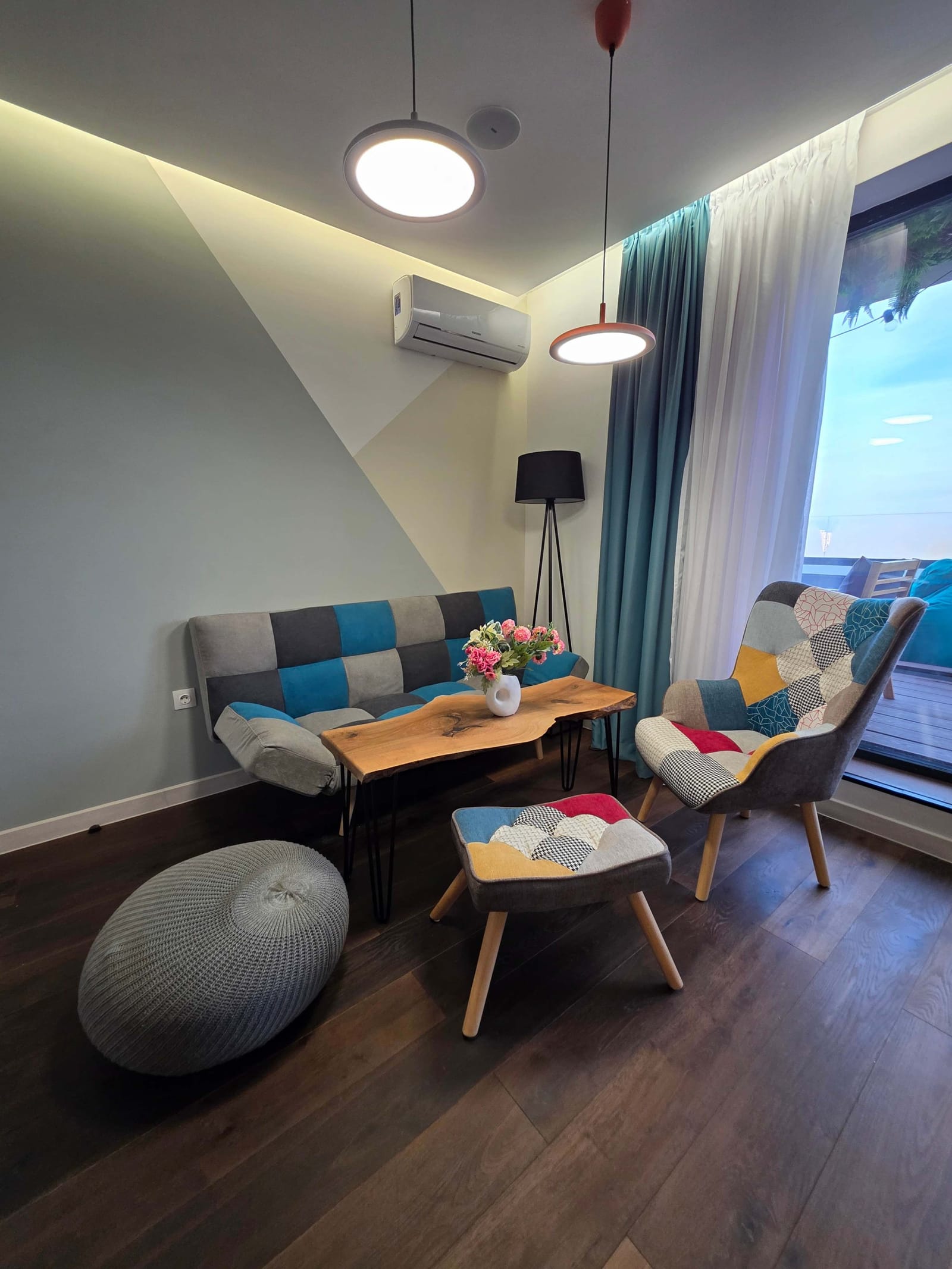 Luxury Apartment with Jacuzzi, River view &amp; Underground Parking - Photo 7