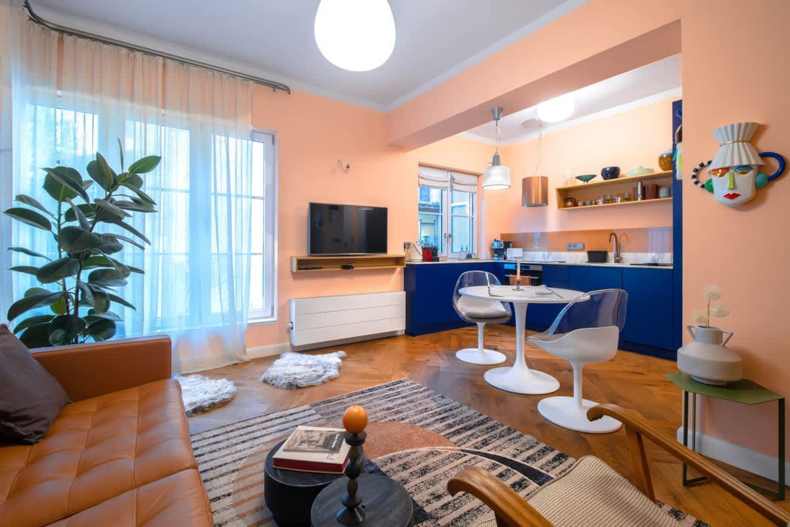 Sofia Spectrum: Vibrant Design Oasis - 1BD Charm - Photo 3