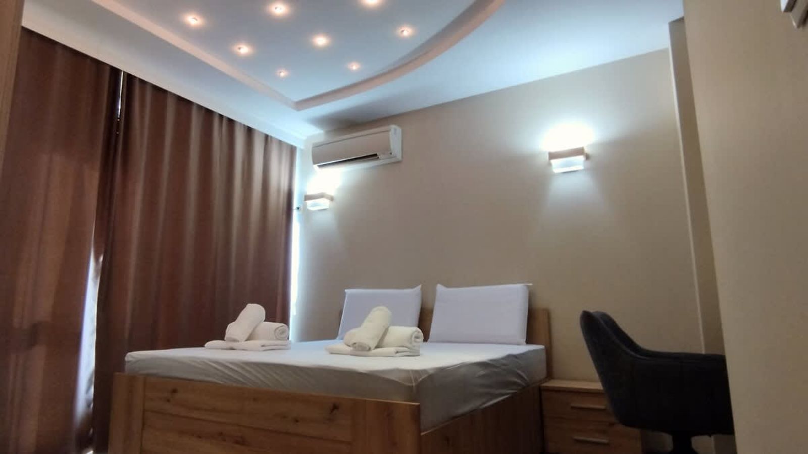 Peaceful Three-Bedroom in Briz, Varna - Photo 2