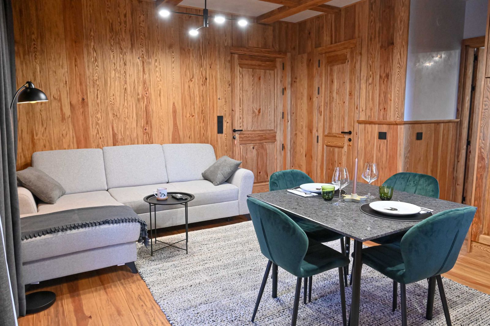 Cozy 1-Bedroom Apartment in St. Ivan Ski Resort - Cover Photo