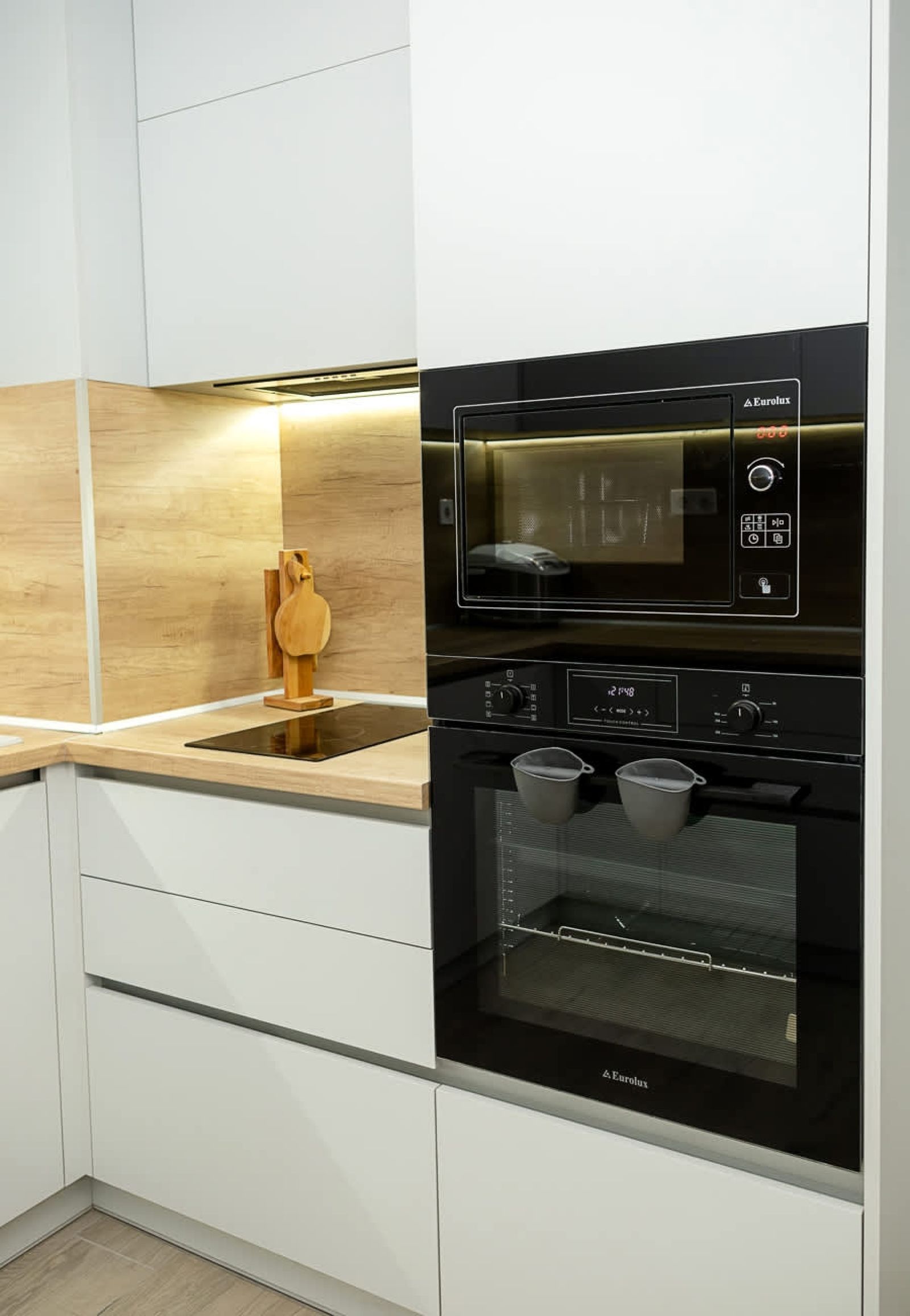 Stylish 2BR Apartment - Underground Parking, Varna - Photo 10