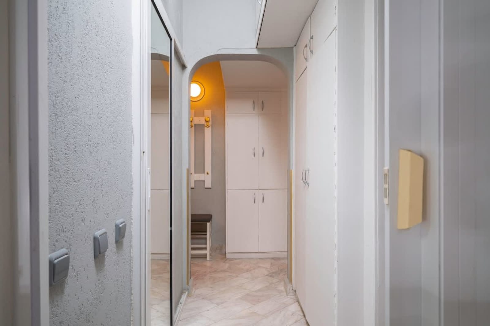 Cozy Apartment near Vitosha Street - Photo 25