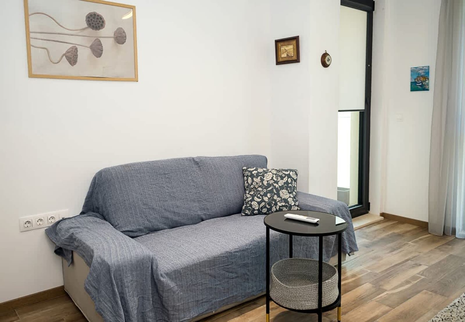 Modern 2-Bedroom Flat with Balcony in Azur Premium - Photo 10