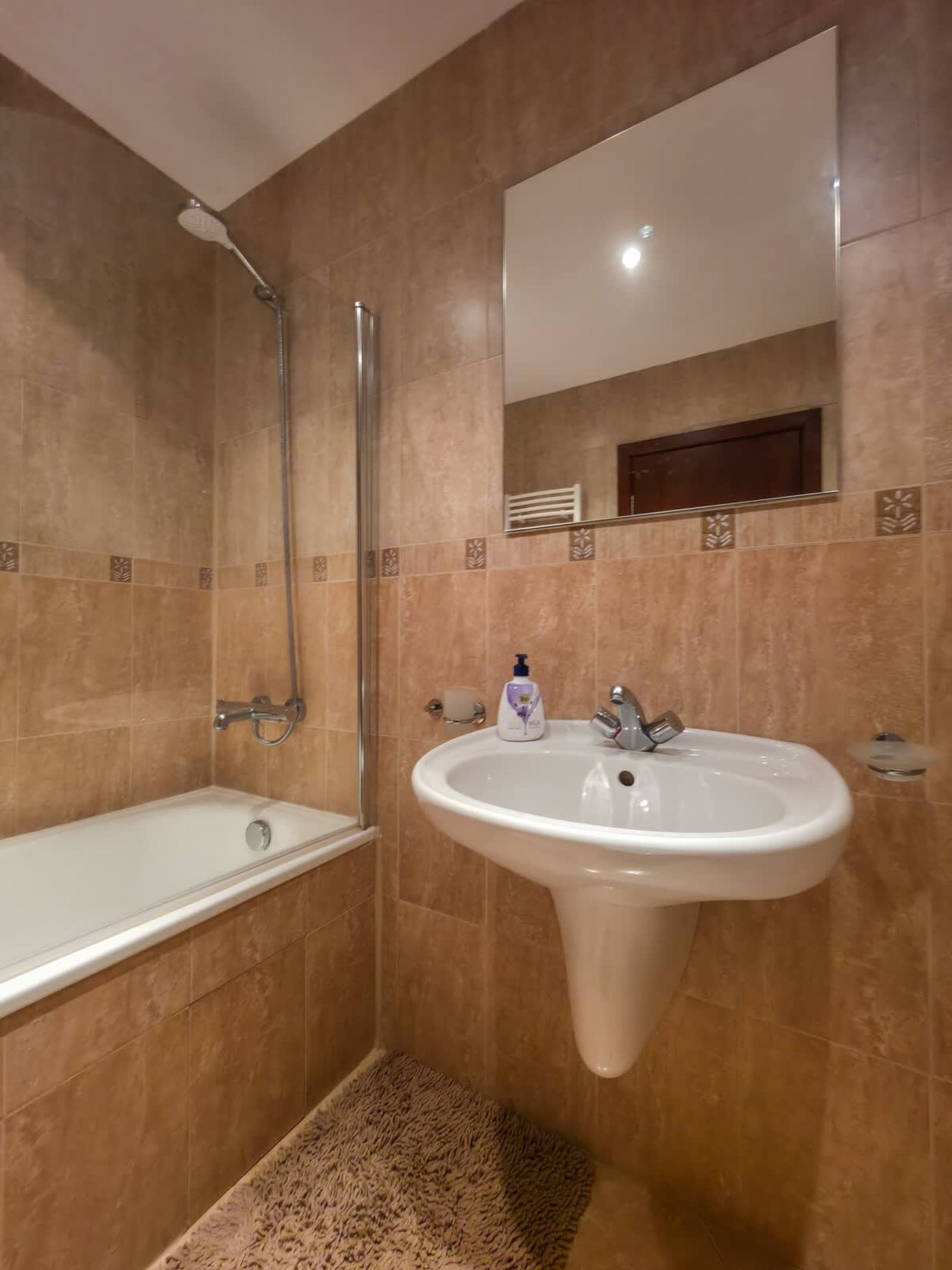 Charming 1BD Flat at Edelweiss Inn, Bansko - Photo 11