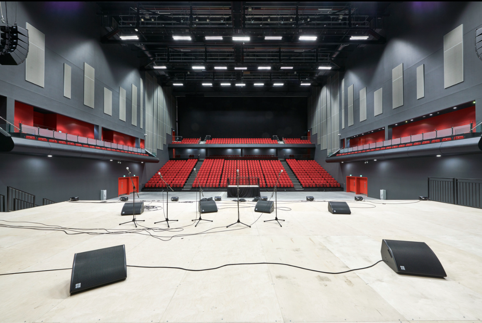 Bonus Arena Hull - Photo 9