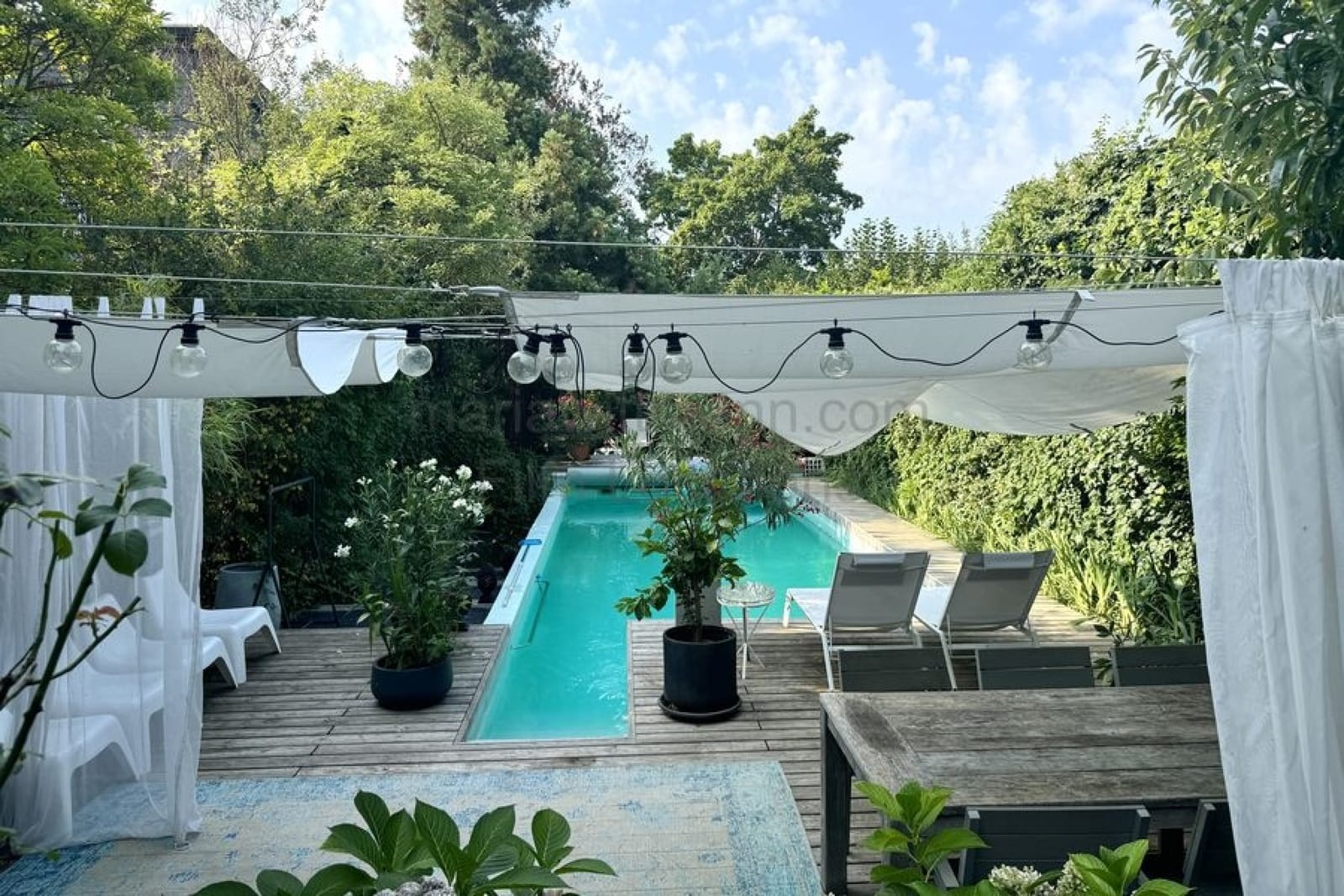 Location 271 - Photo 25