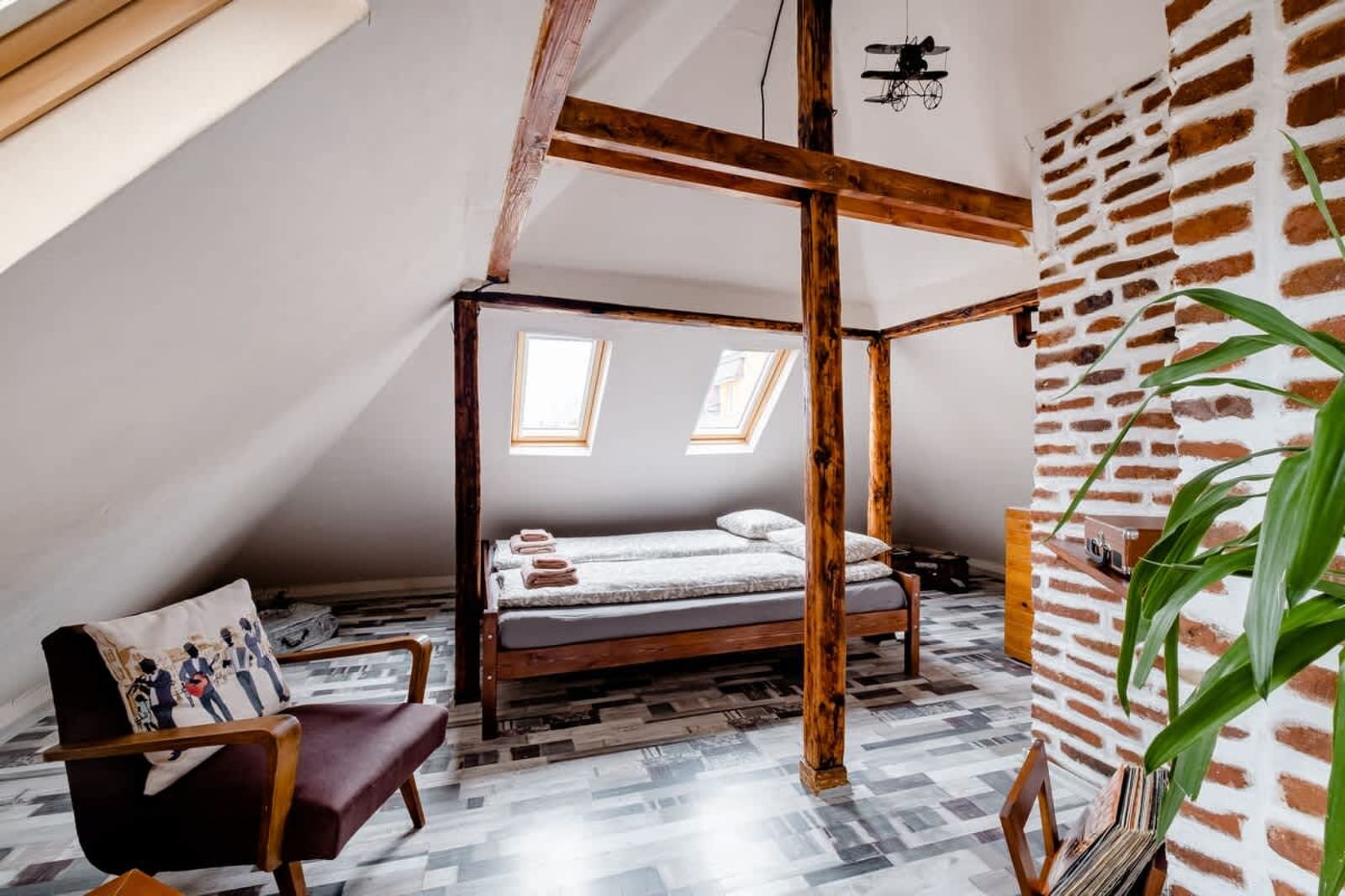 Gramophone off Vitosha Blvd: the Rhythm of Sofia - Photo 13