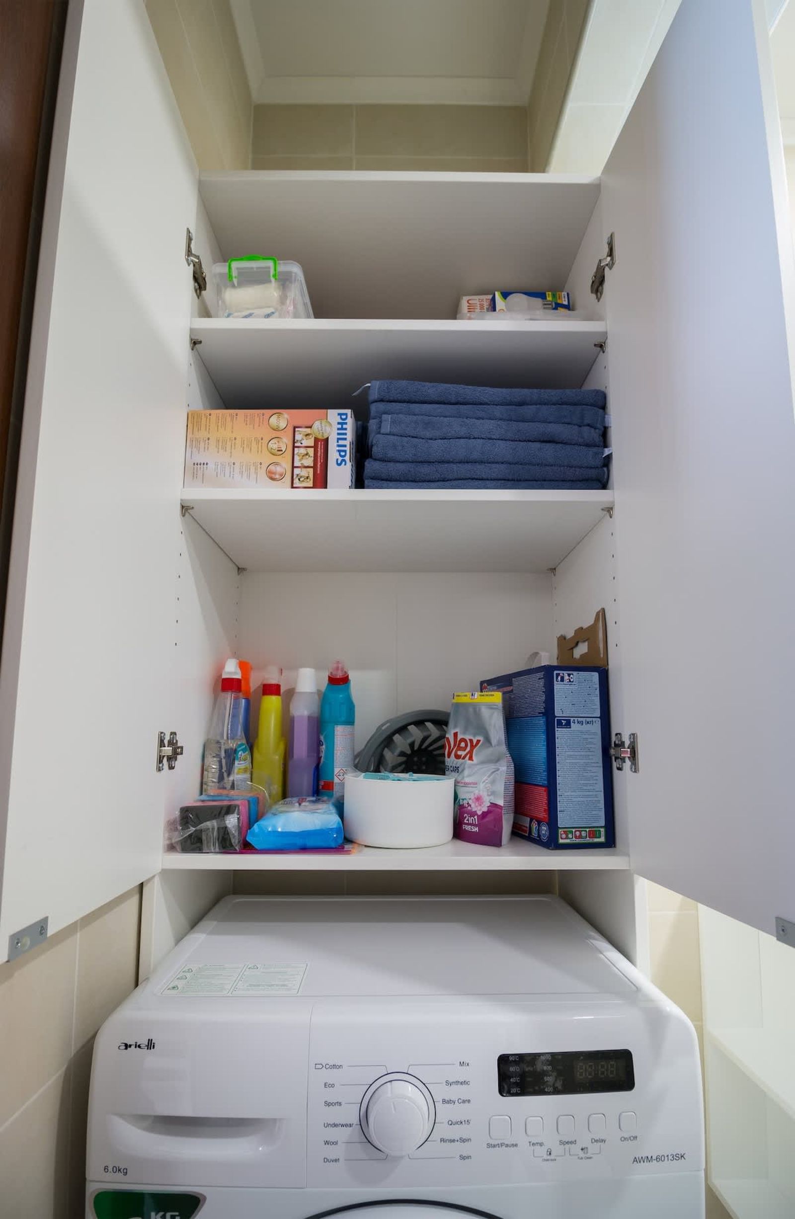 Pop your C-o-l-o-r-s - Funky and Modern 1BDR. Apt. - Photo 31