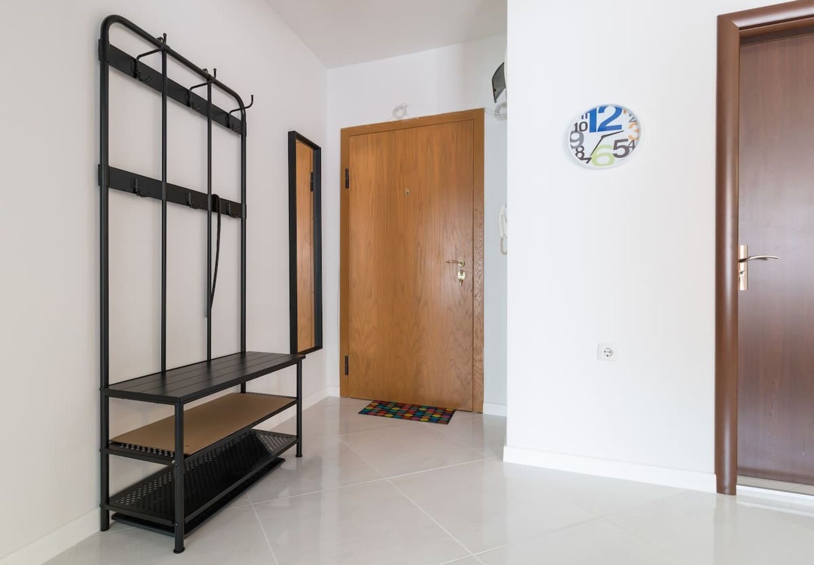 Pop your C-o-l-o-r-s - Funky and Modern 1BDR. Apt. - Photo 33