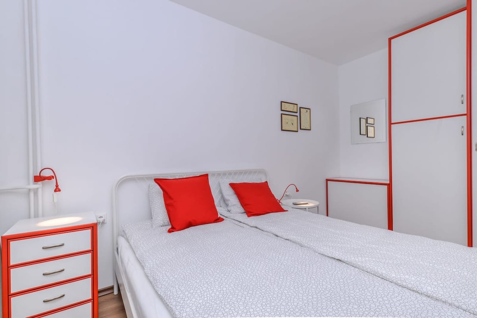 Eleganto - Central 2BD Stylish Apartment - Photo 24