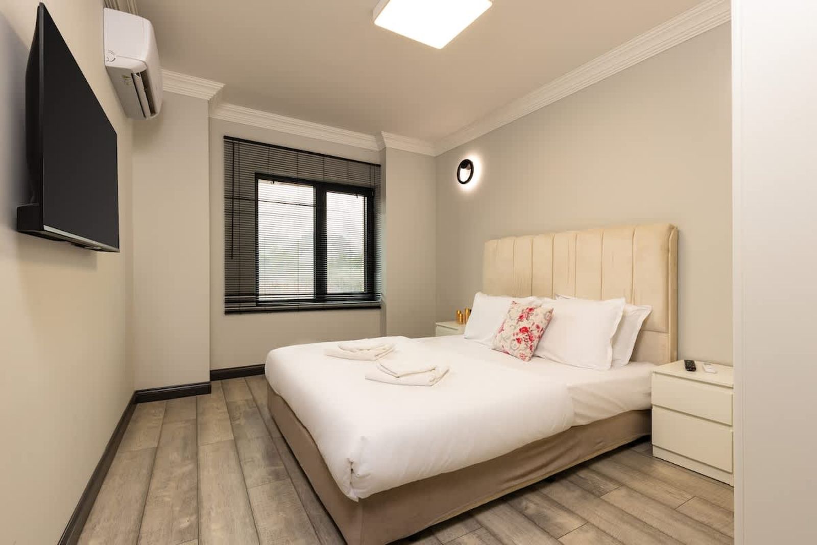 Central Apartments with Garden view - Apt No. 6 - Photo 16