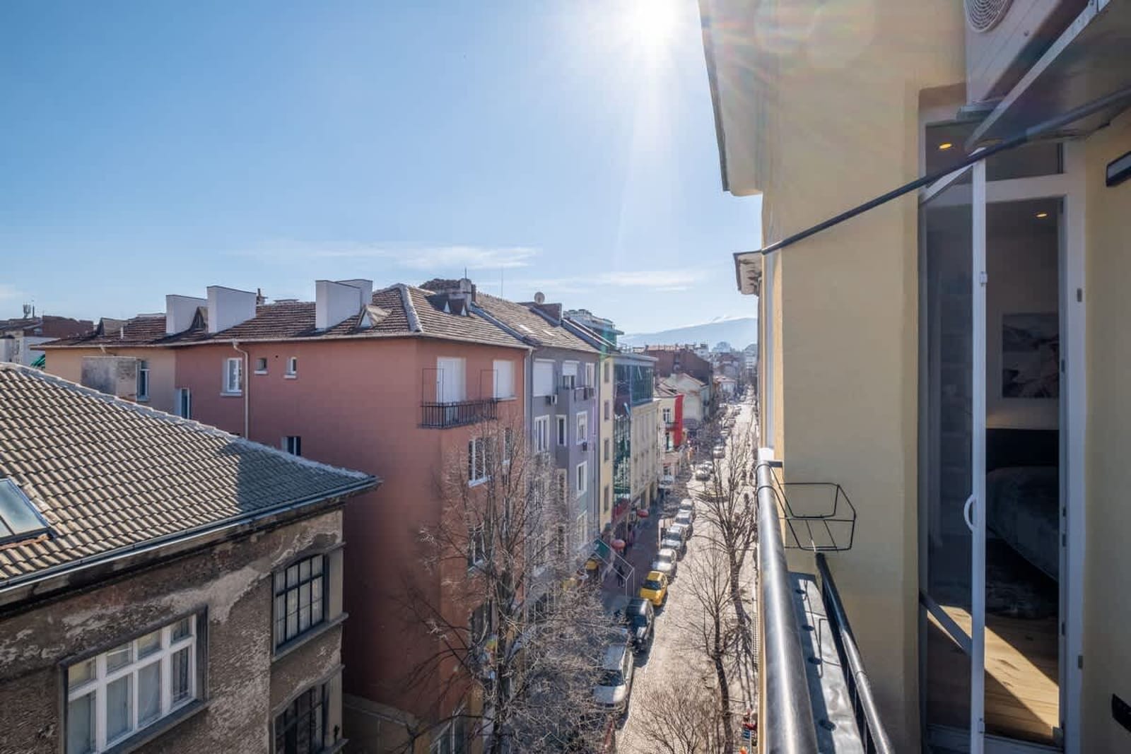 Bright Apartments – 2 Bedroom - Photo 33