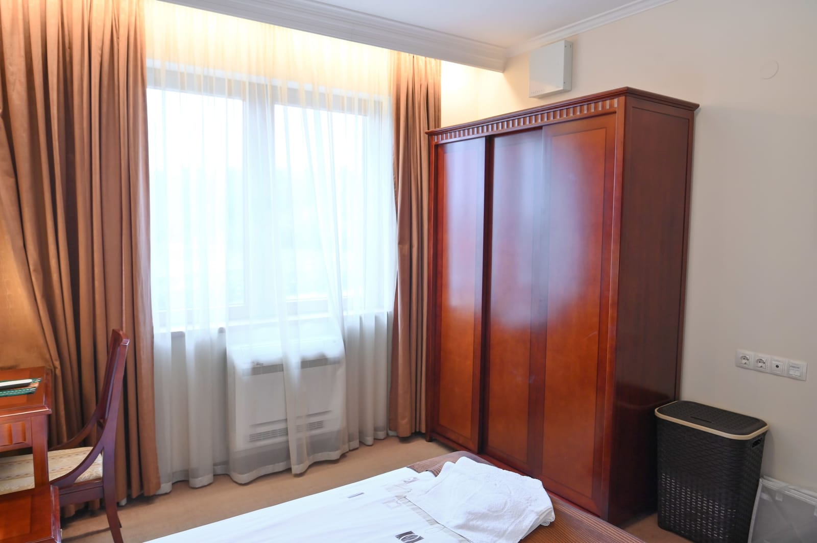 Riverside 1BR in Downtown, Near Ski Lift - Photo 14