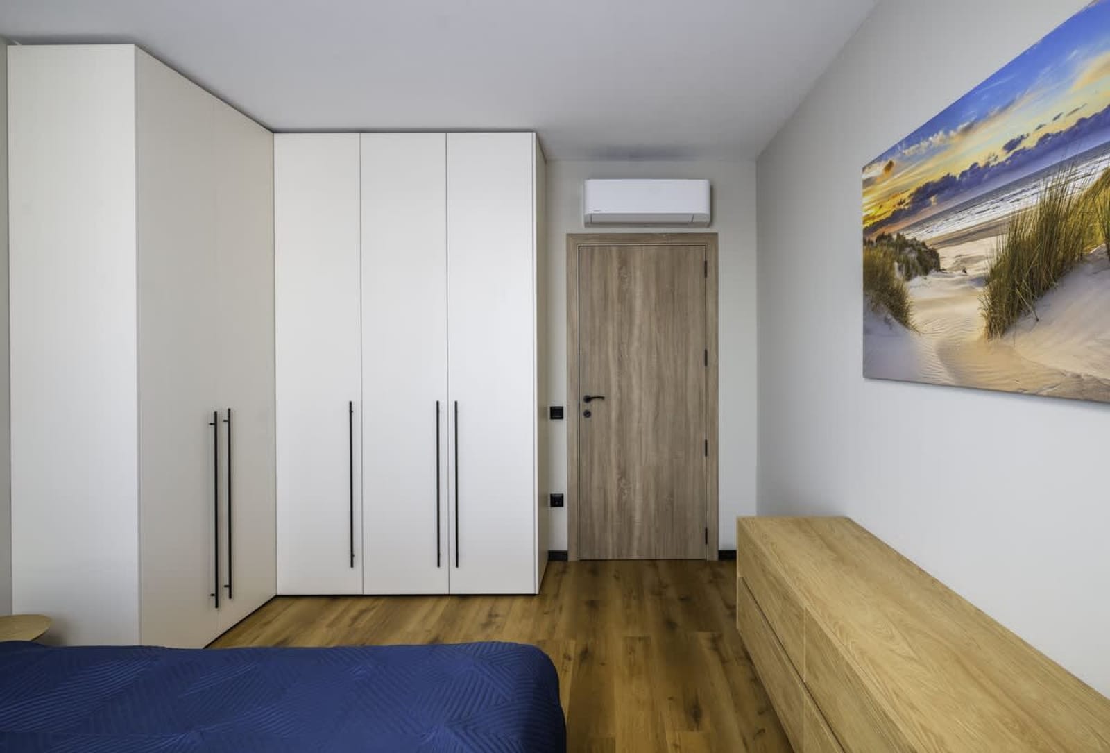 Aviva Living - 2BD Apartment With Free Parking - Photo 14