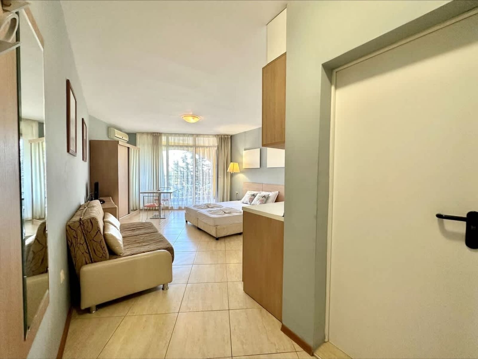 Comfortable studio for 4 guests in Aheloy Palace - Photo 27