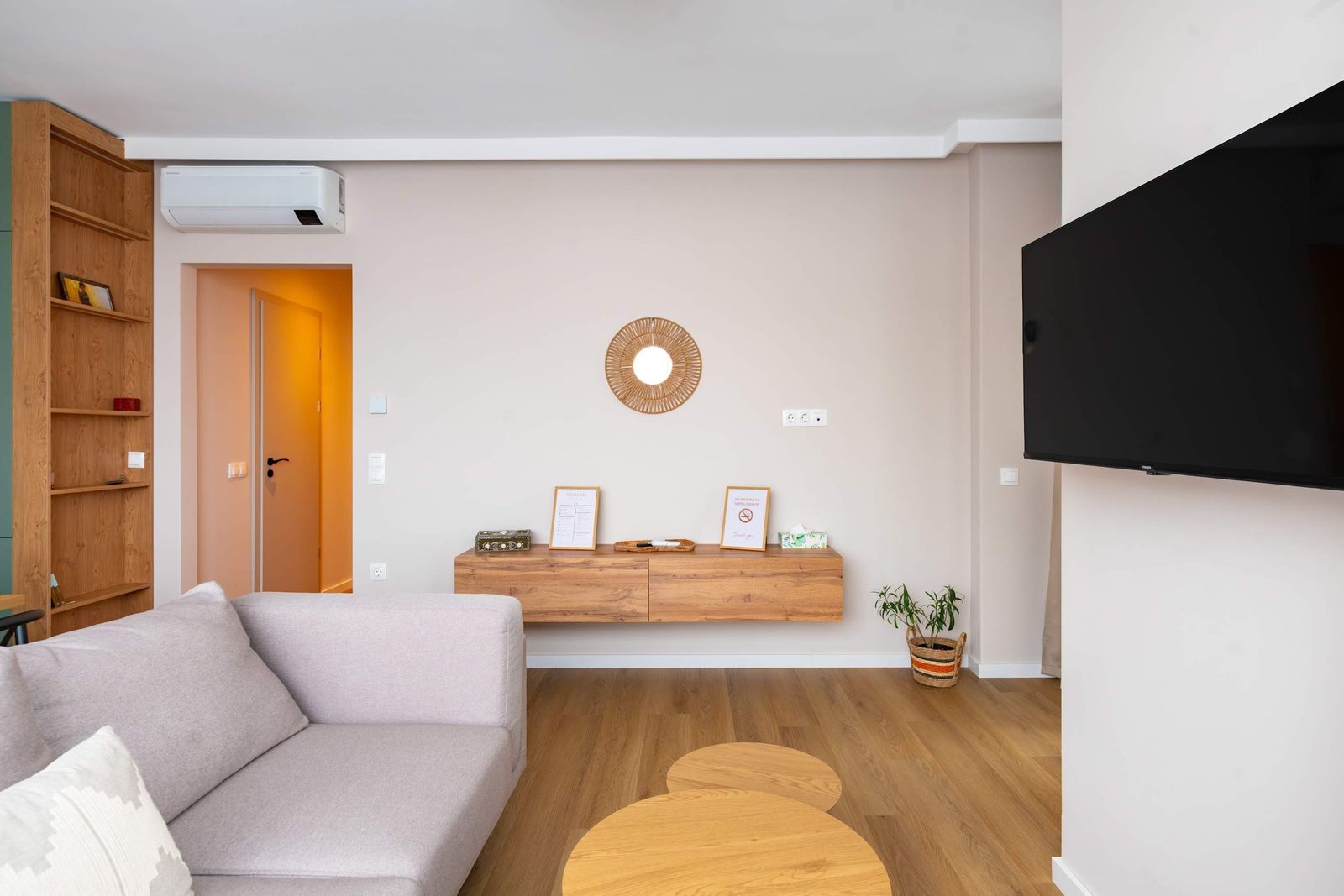 Spacious 2BR Apartment - Modern Design - Photo 15