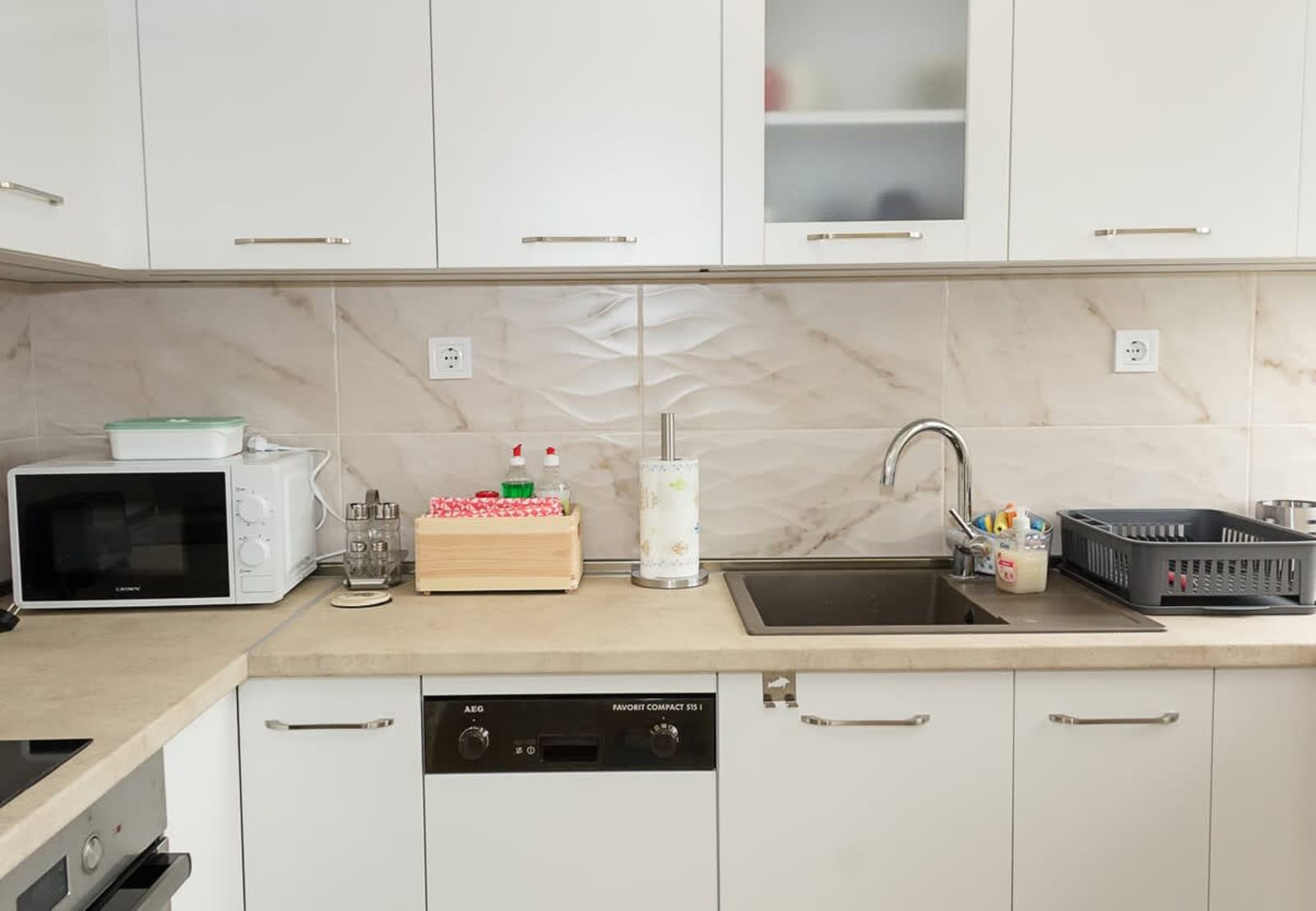 Varna Center 2BD Flat  Style &amp; Comfort - Photo 5