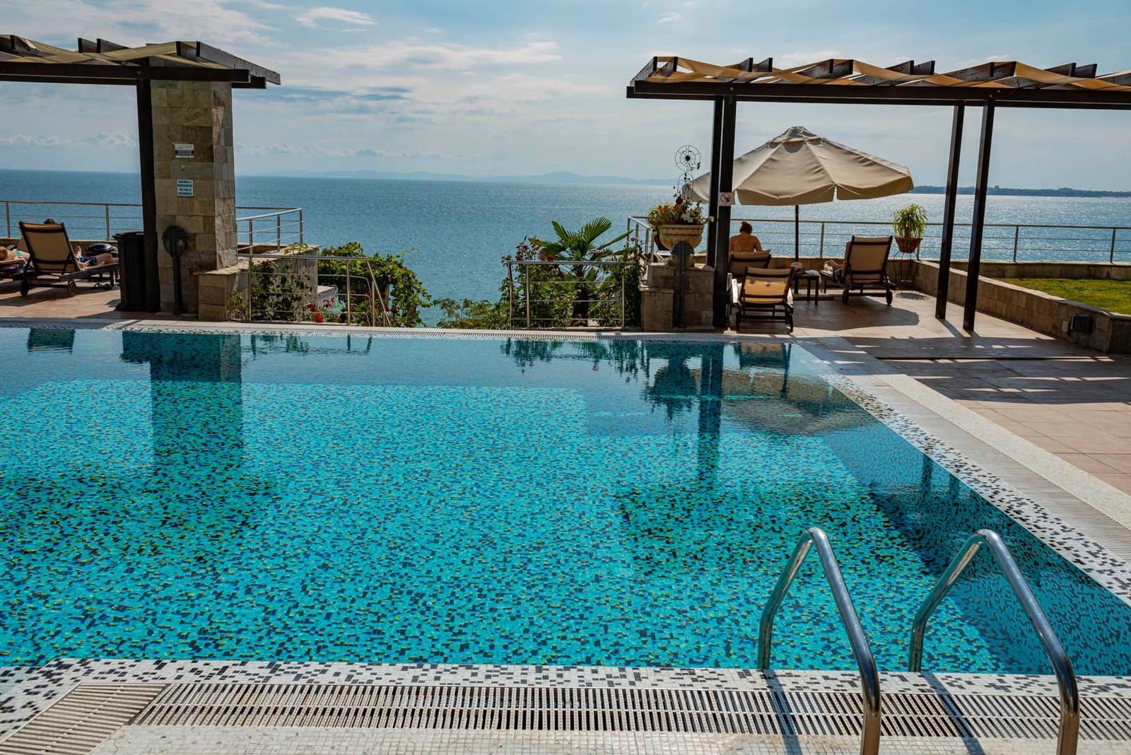 Comfortable Apartment With Sea View - Photo 12