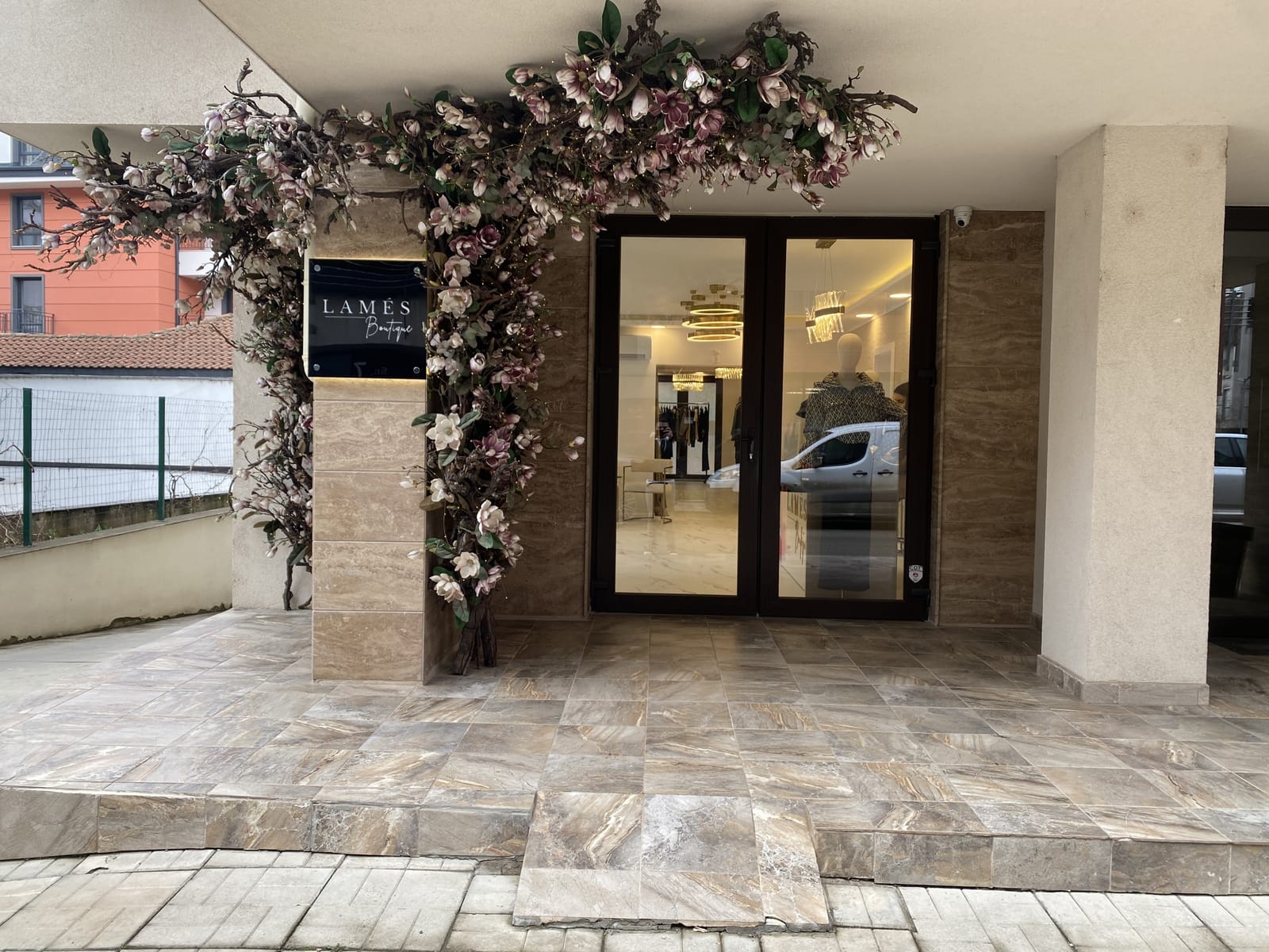 Elegant Fashion Boutique - Cover Photo