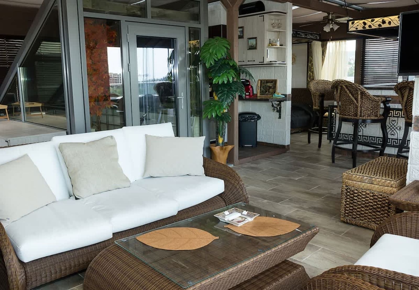 Under the Stars - Lux. Penthouse w/ POOL + Terrace - Photo 63