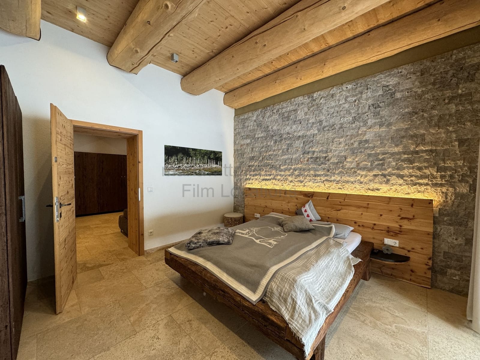 Location 268 - Photo 15