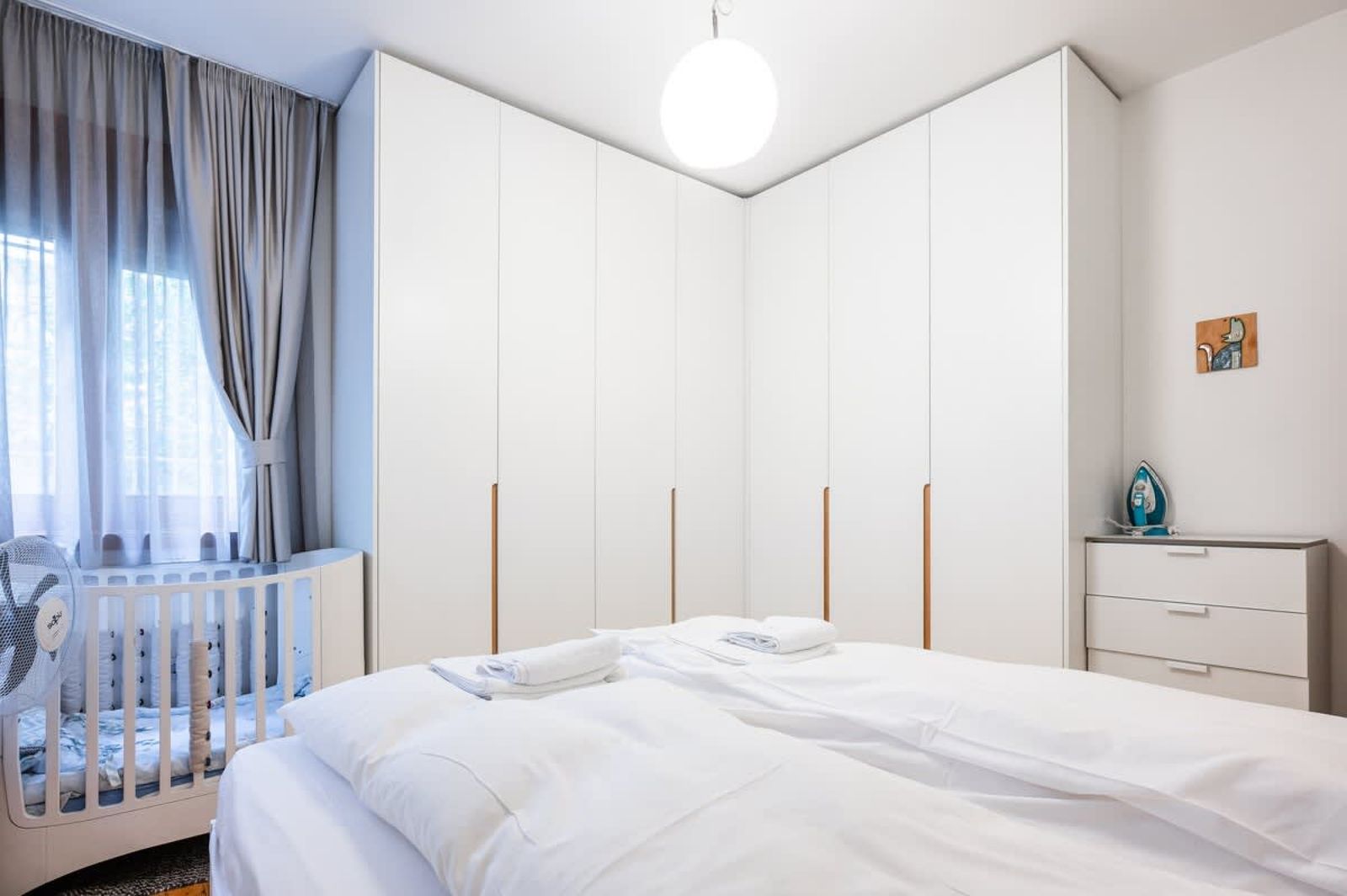 Colorful Getaway right next to NDK - Photo 15