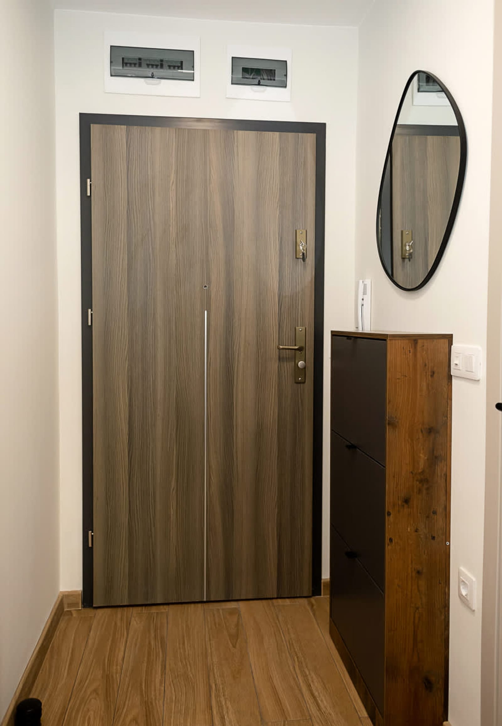 Cozy 1-Bedroom with Sea View &amp; Parking - Photo 25