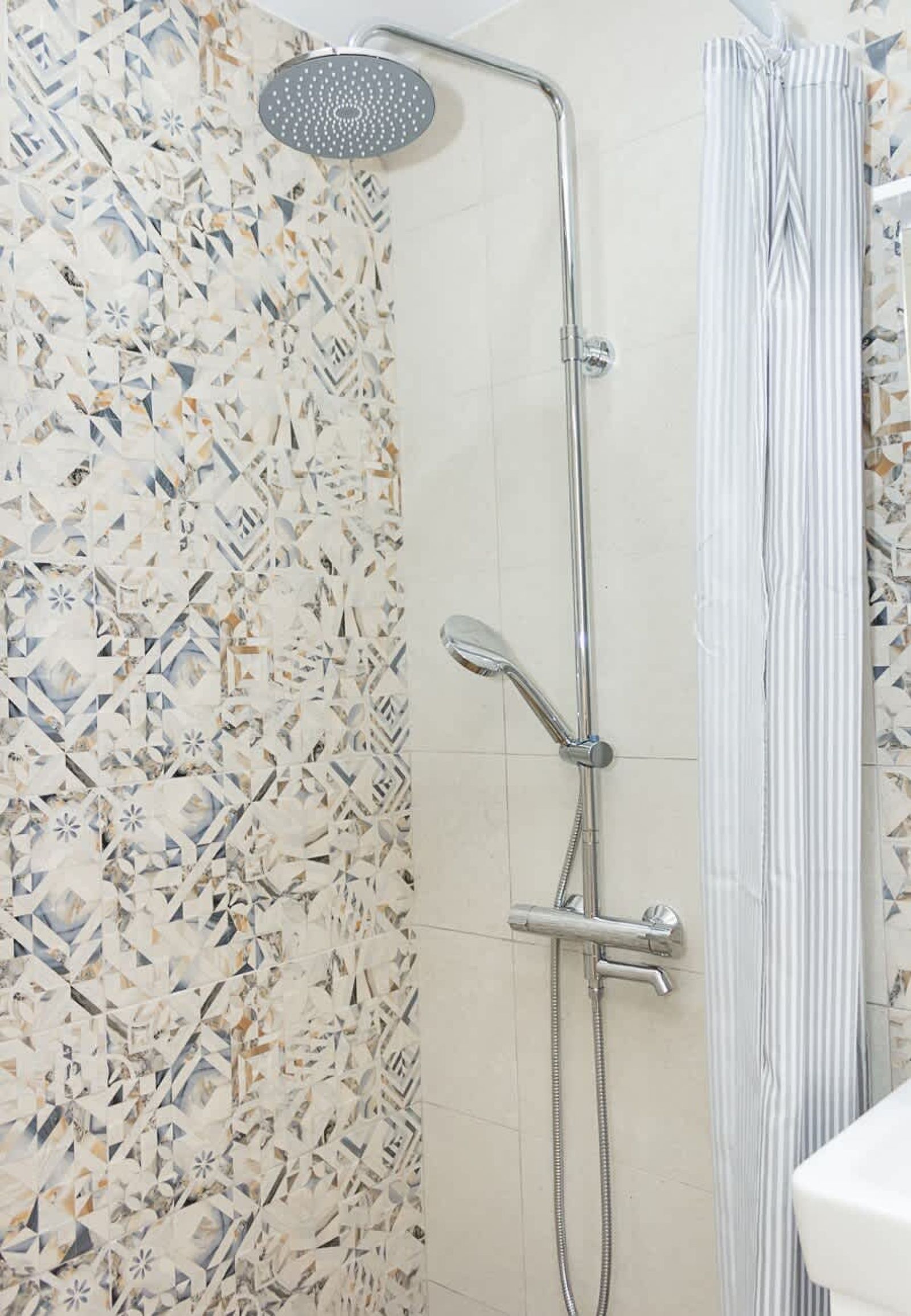 Cozy 1-BD Apartment in Varna - Photo 18