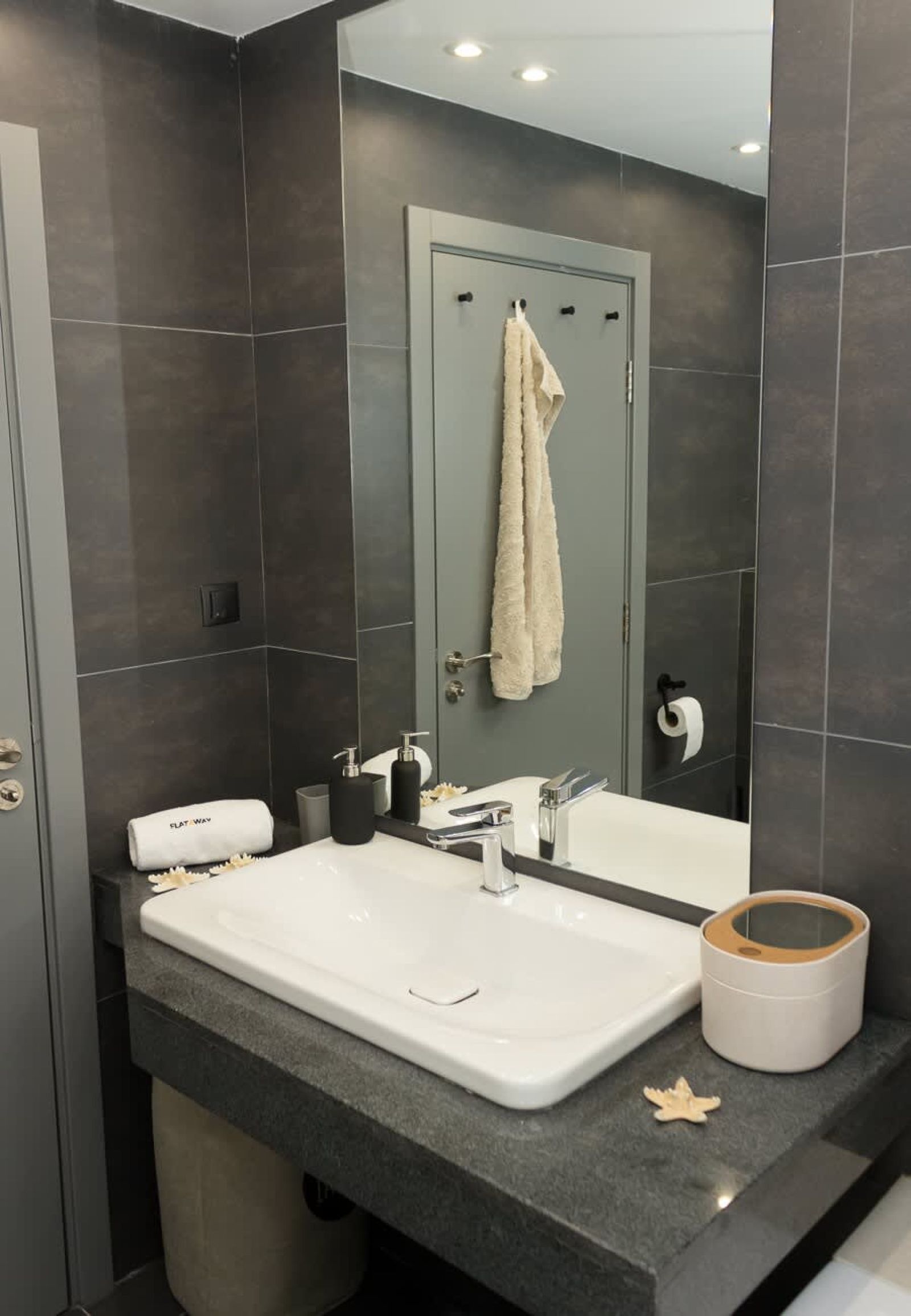 Sea&amp;City Deluxe Apartment - Top Center Varna - Photo 38