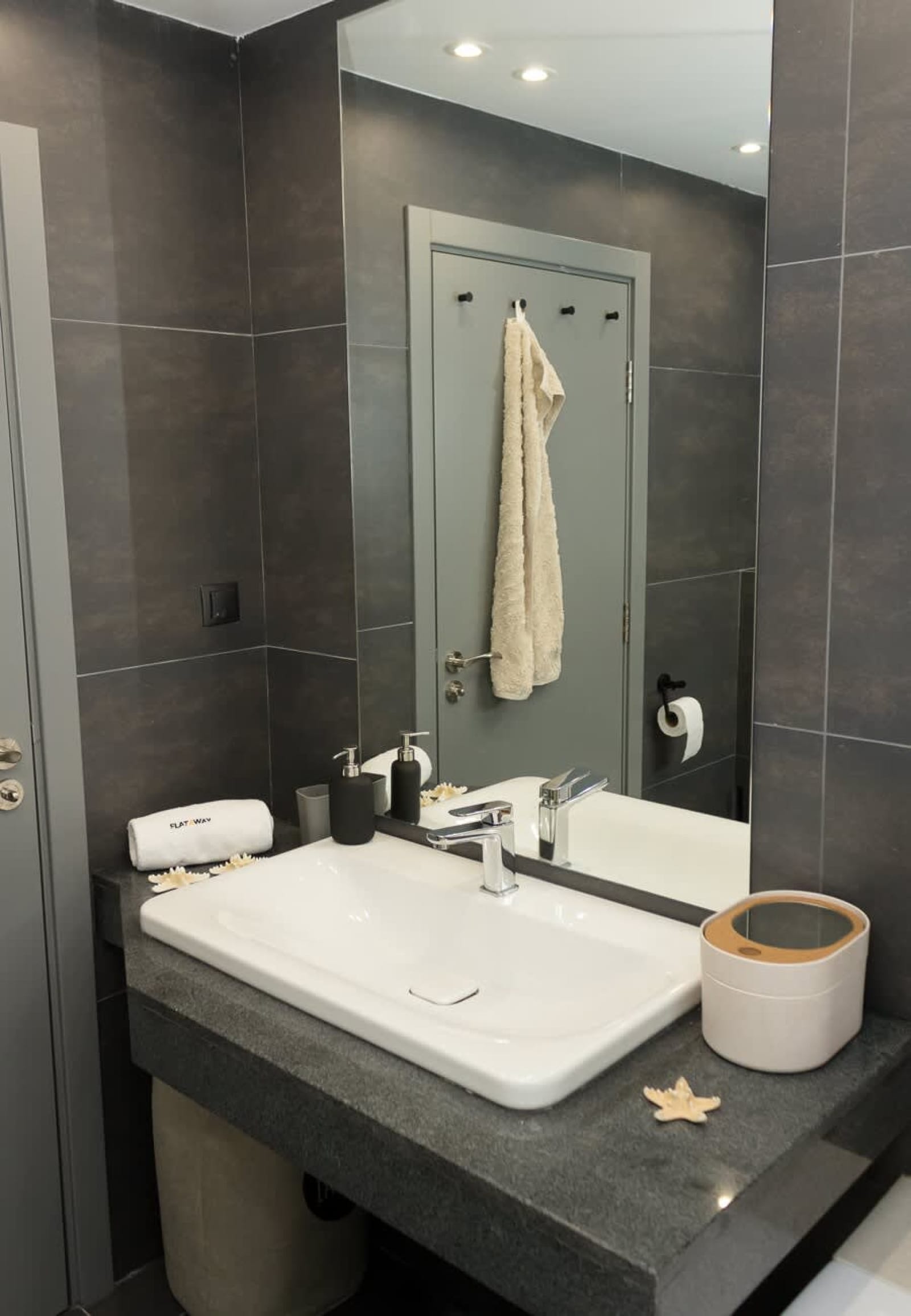 Sea&amp;City Deluxe Apartment - Top Center Varna - Photo 38