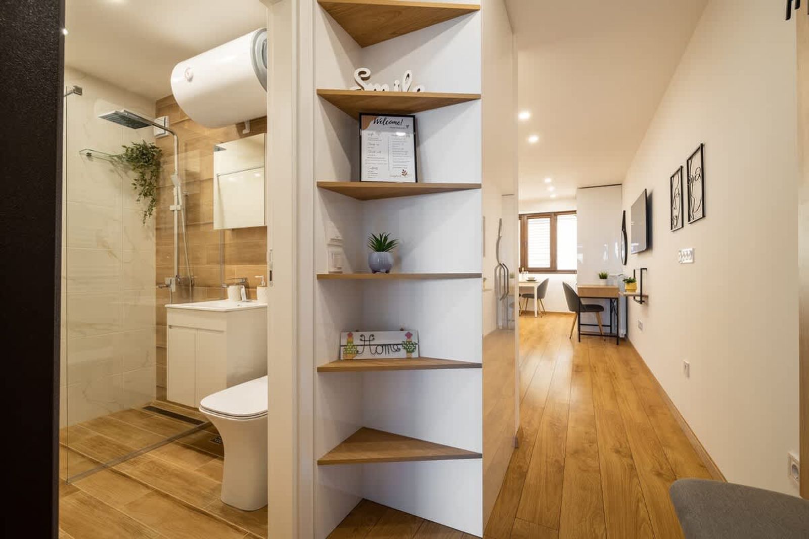 Luxury Studio Living with Top Location - Photo 16