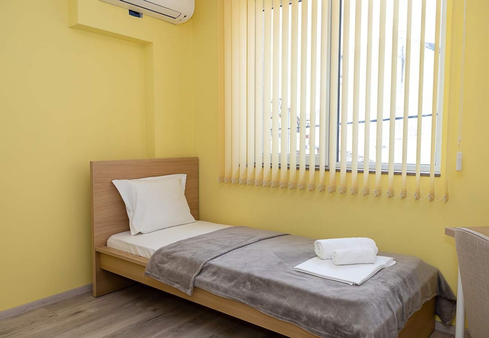 Bright &amp; Spacious 2-Bedroom Apartment in Varna - Photo 19