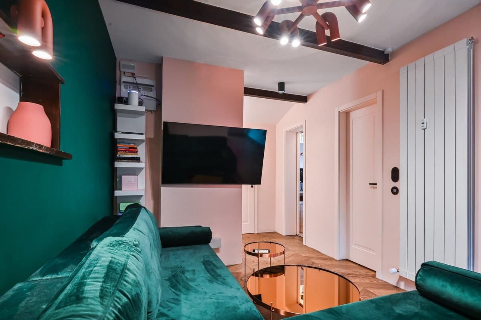 Cozy 1BD Apartment with Private Patio in Lozenets - Photo 7