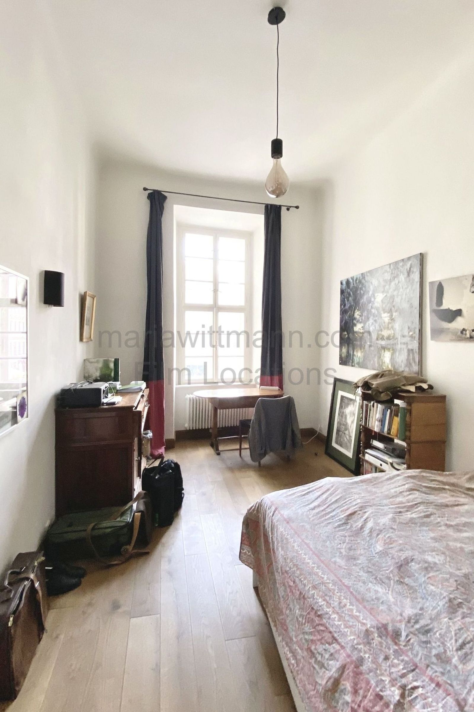 Historic Apartment with Tall Windows and High Ceilings - Photo 13