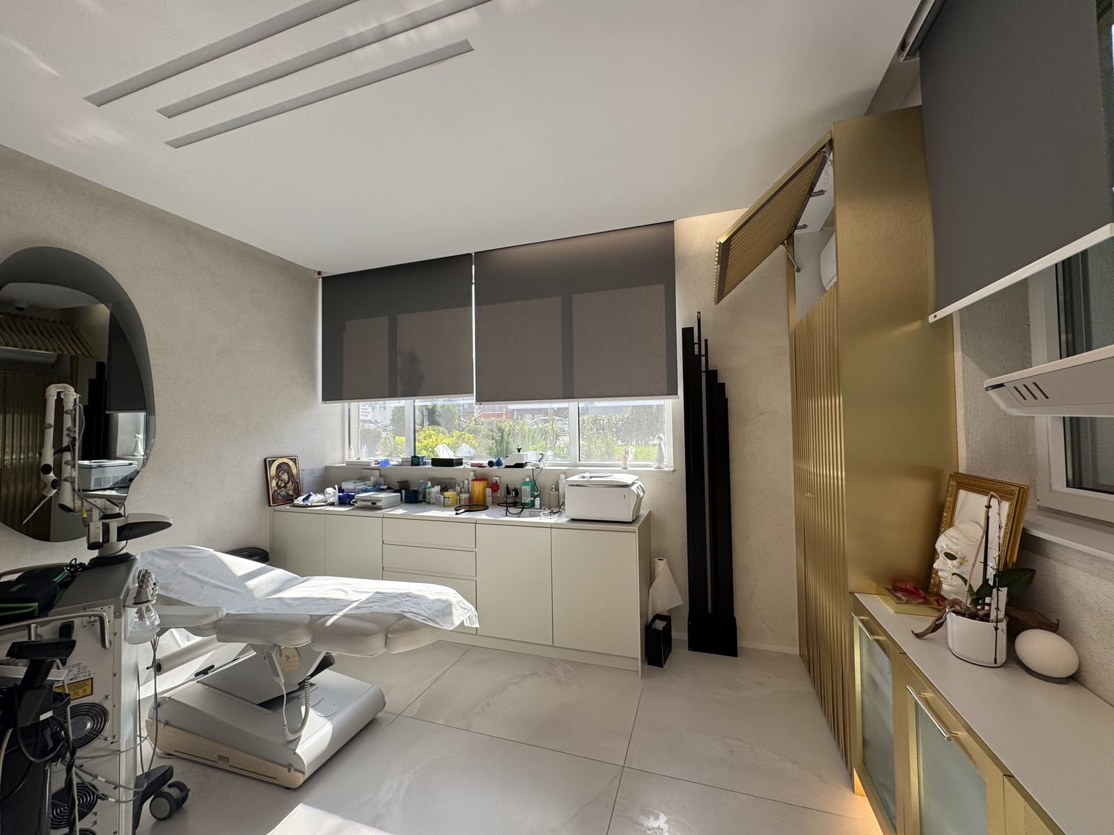 Dermatology &amp; Plastic Surgery Clinic - Photo 5