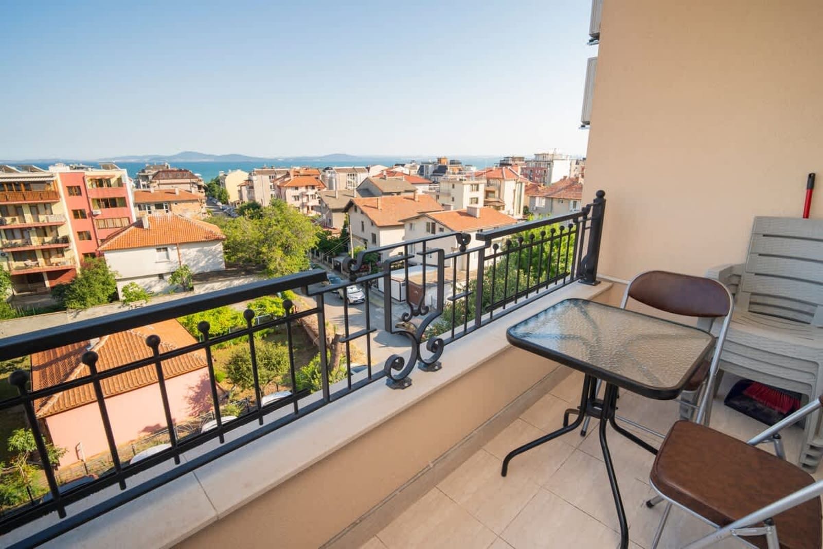 Modern Seaview Central Apartment in Sarafovo - Photo 22