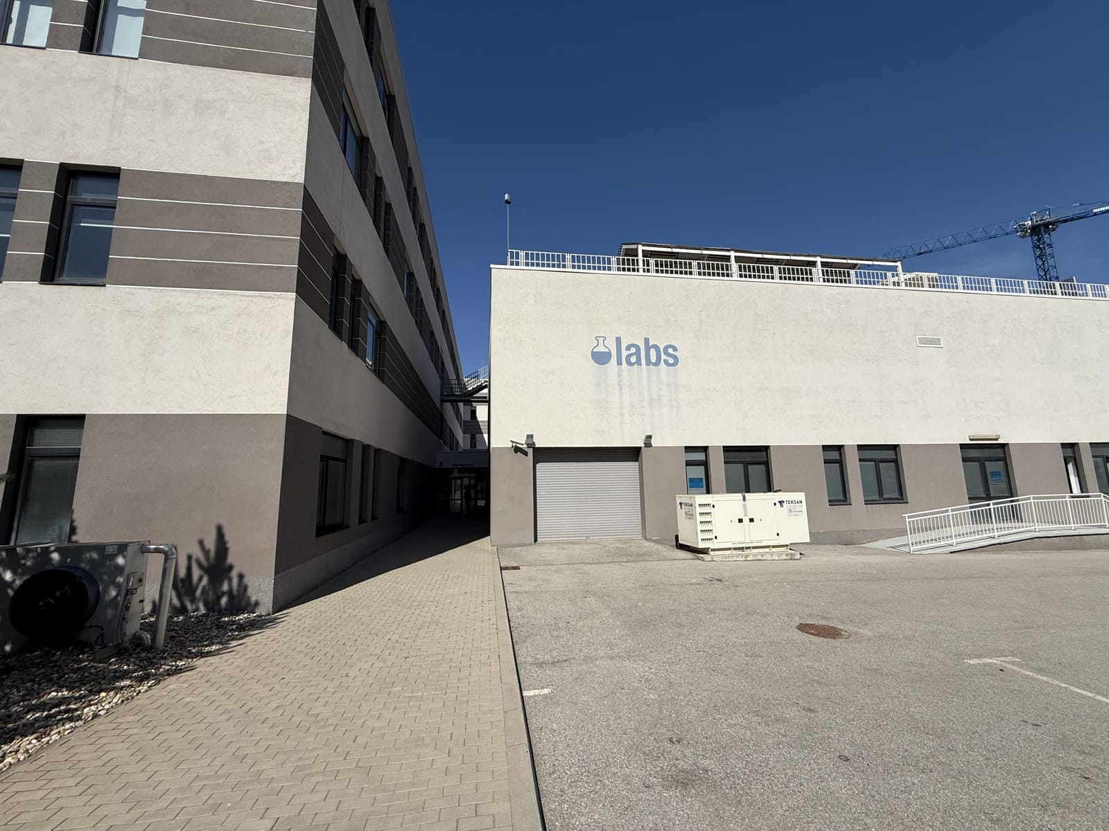 Modern Laboratory with a foyer in Sofia Bulgaria - Photo 62